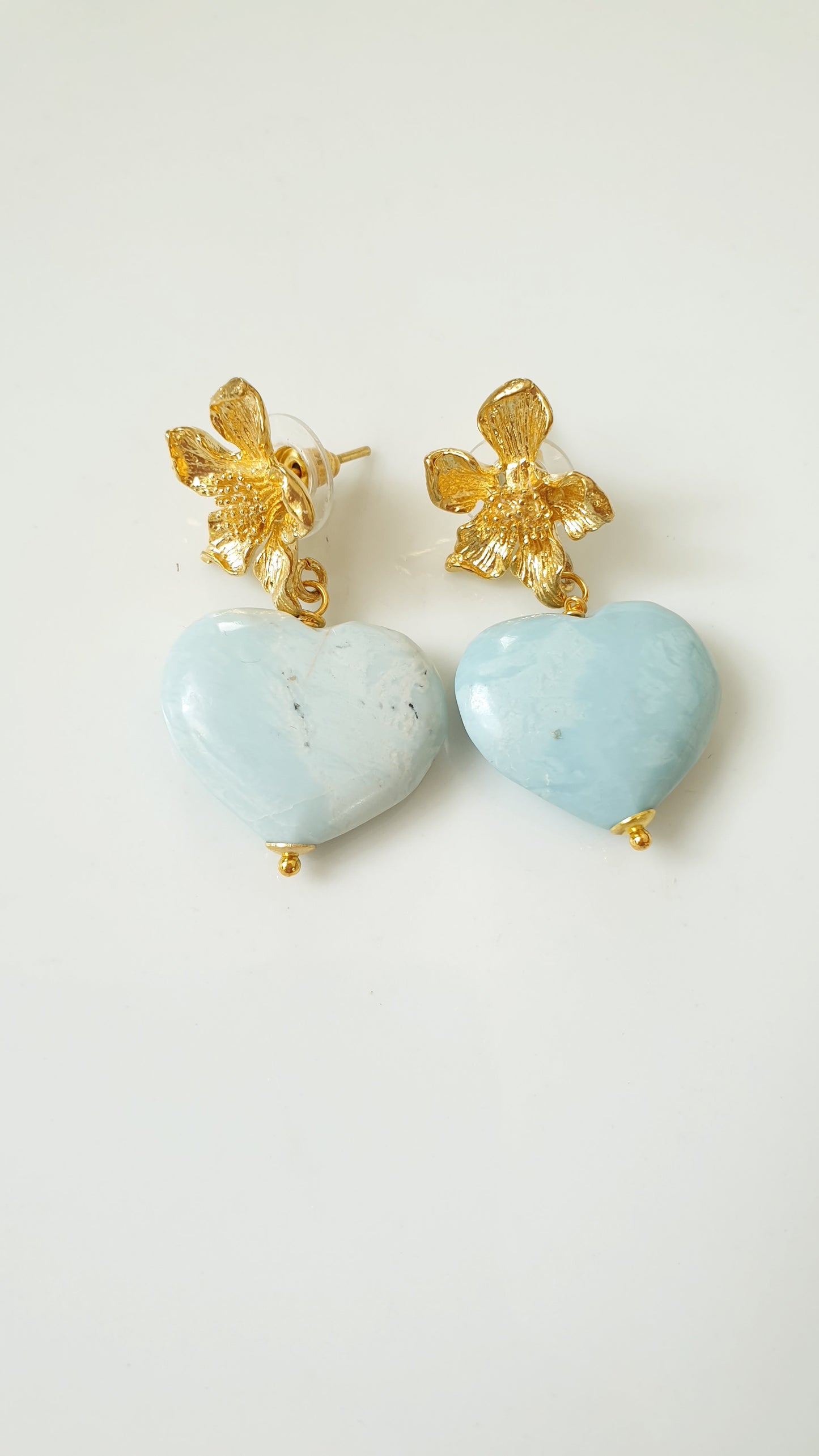 Orecchini cuore agata azzurra