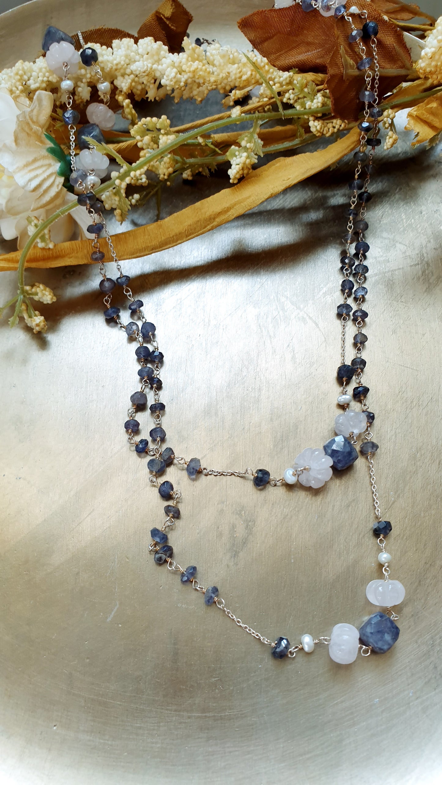 Lunga collana in argento con labradorite e morganite