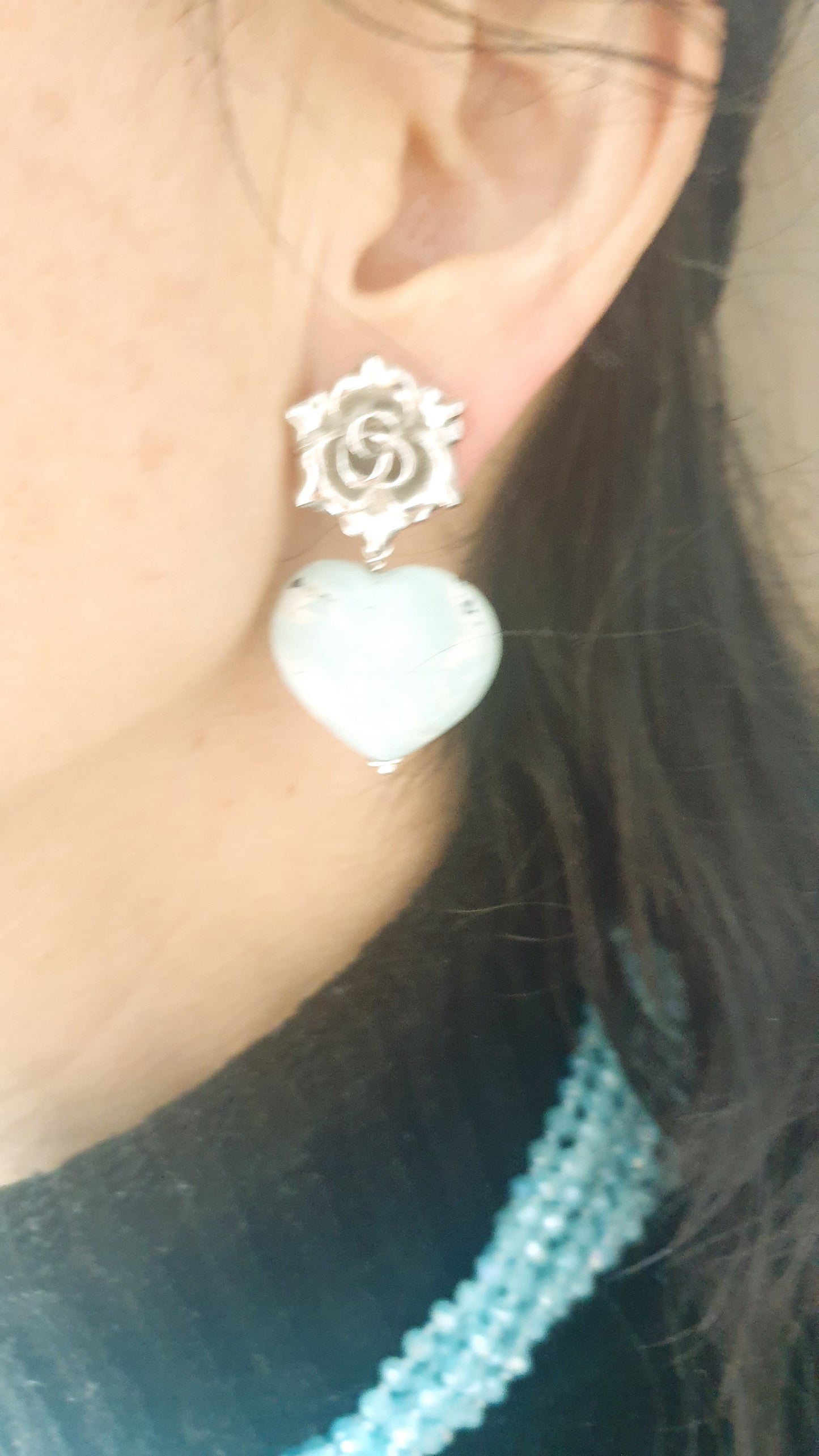 Orecchini cuore agata azzurra