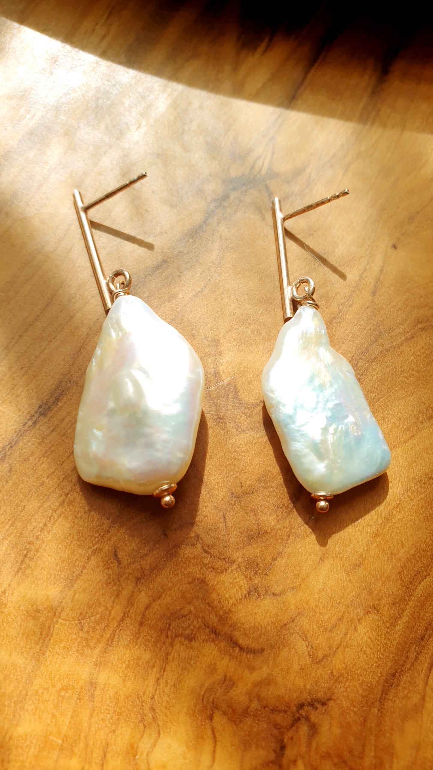 Orecchini in argento con perle barocche