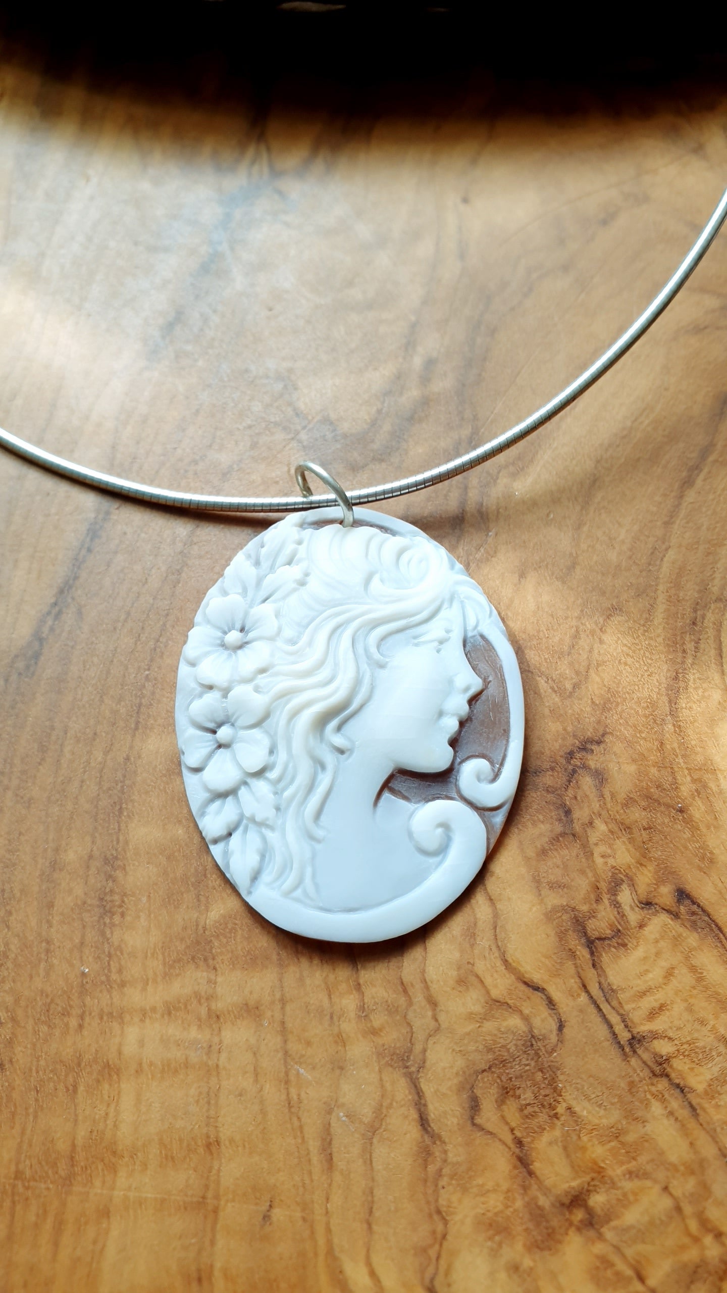 Girocollo in argento con cammeo originale