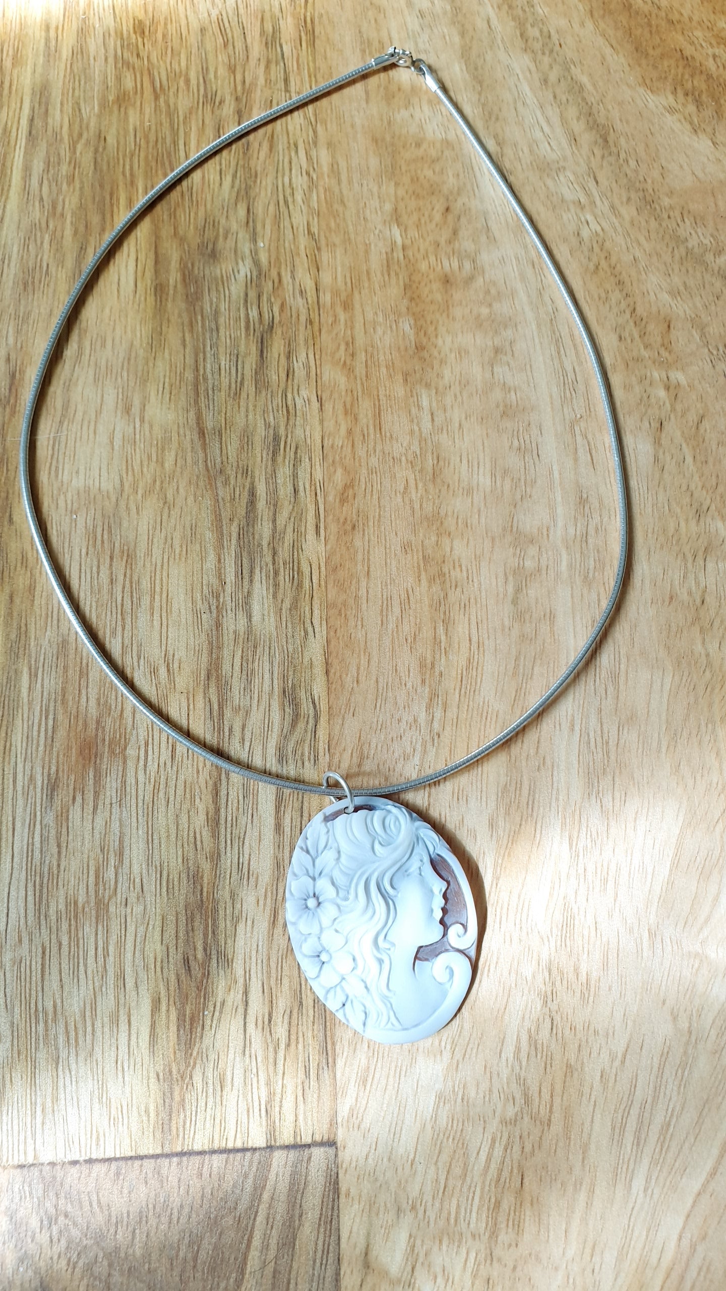 Girocollo in argento con cammeo originale
