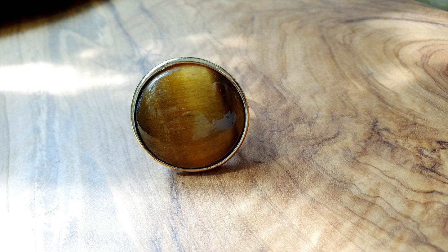 Anello regolabile in ottone con occhio di tigre