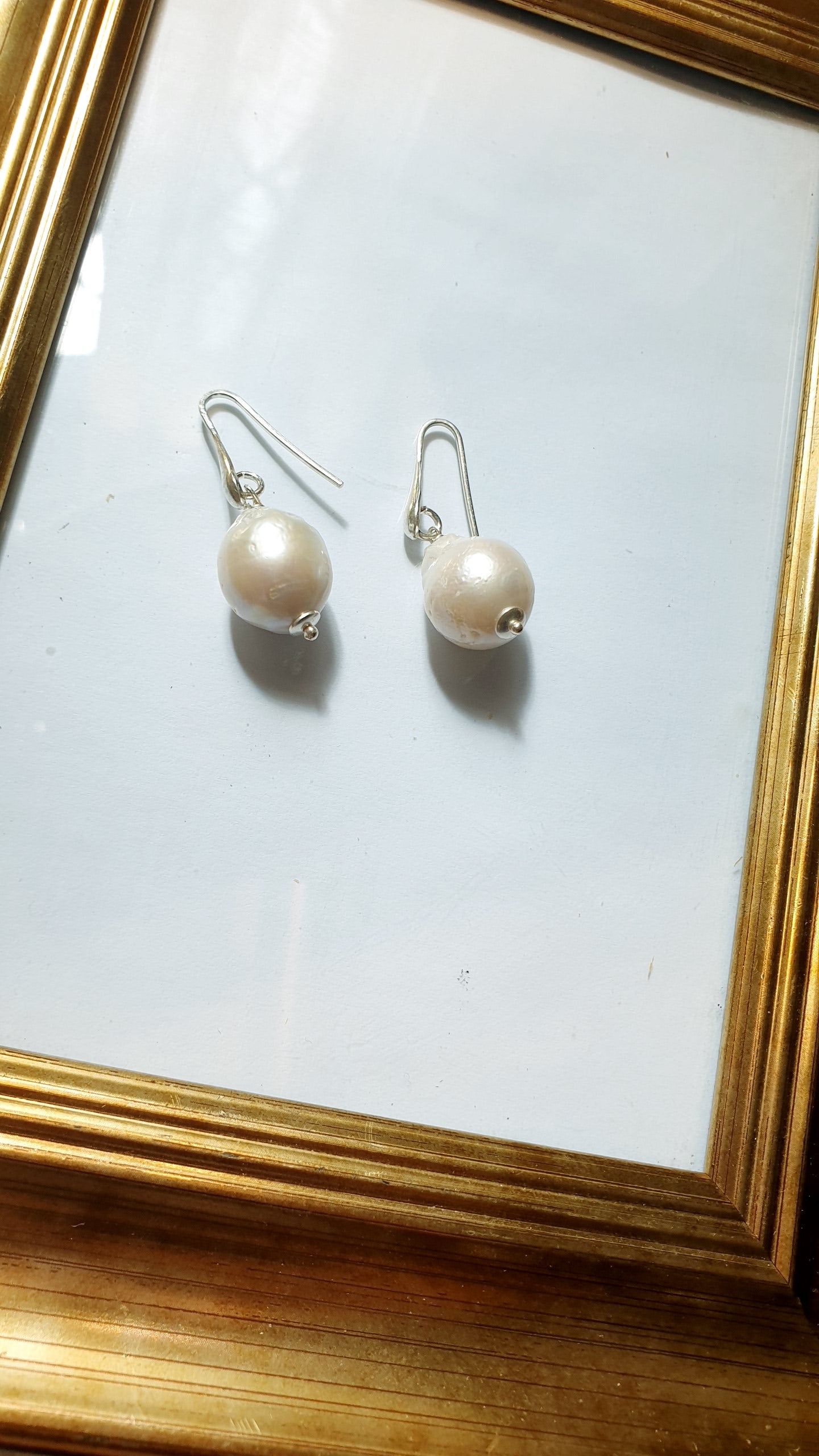 Orecchini in argento con perle barocche