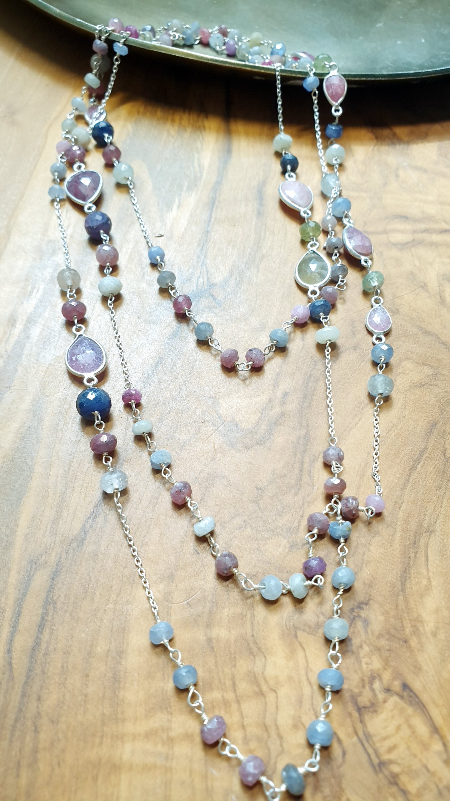 Lunga collana in argento con tormaline