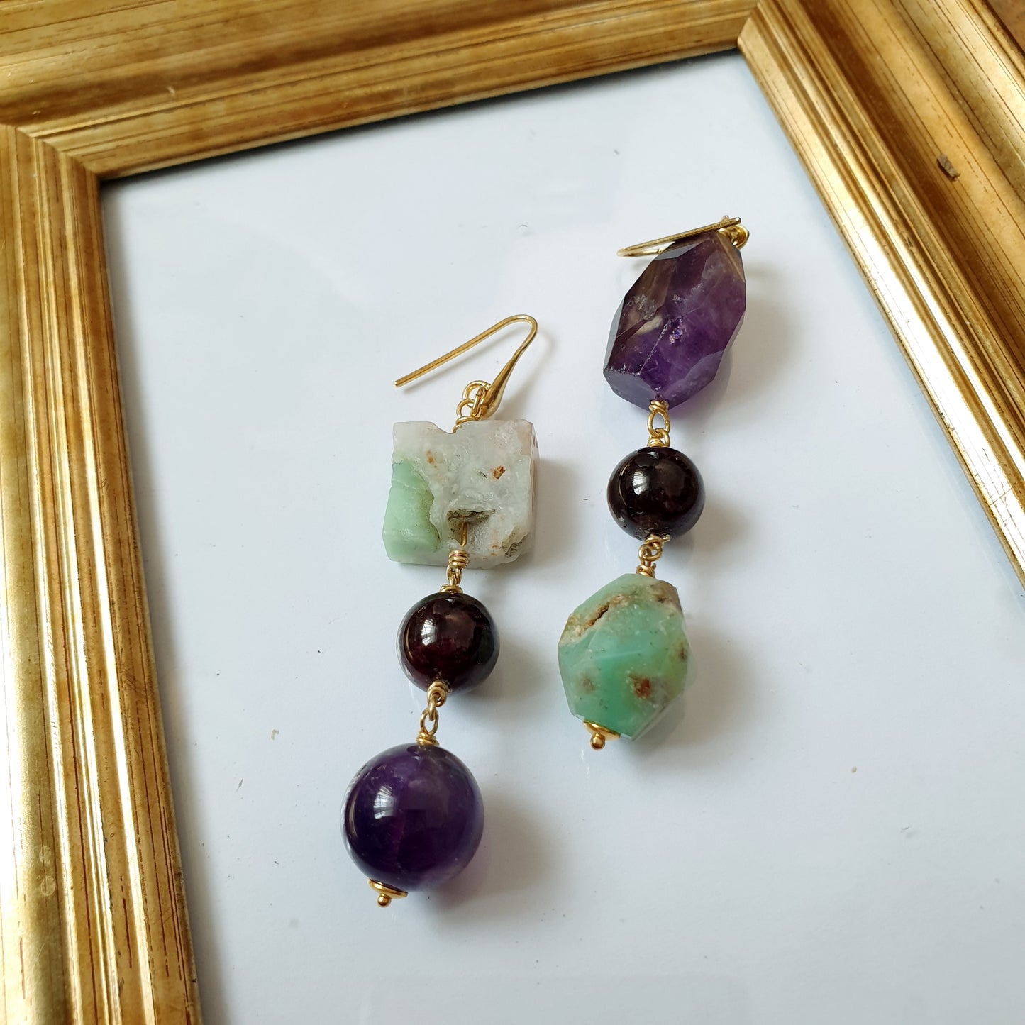 Orecchini in argento con ametista e crisoprasio.