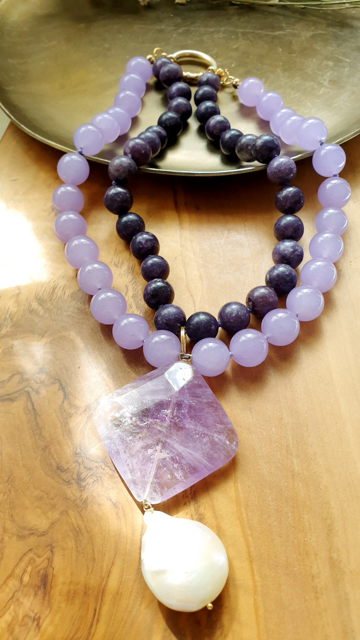 Spettacolare girocollo doppio con lepidolite e giada lavanda