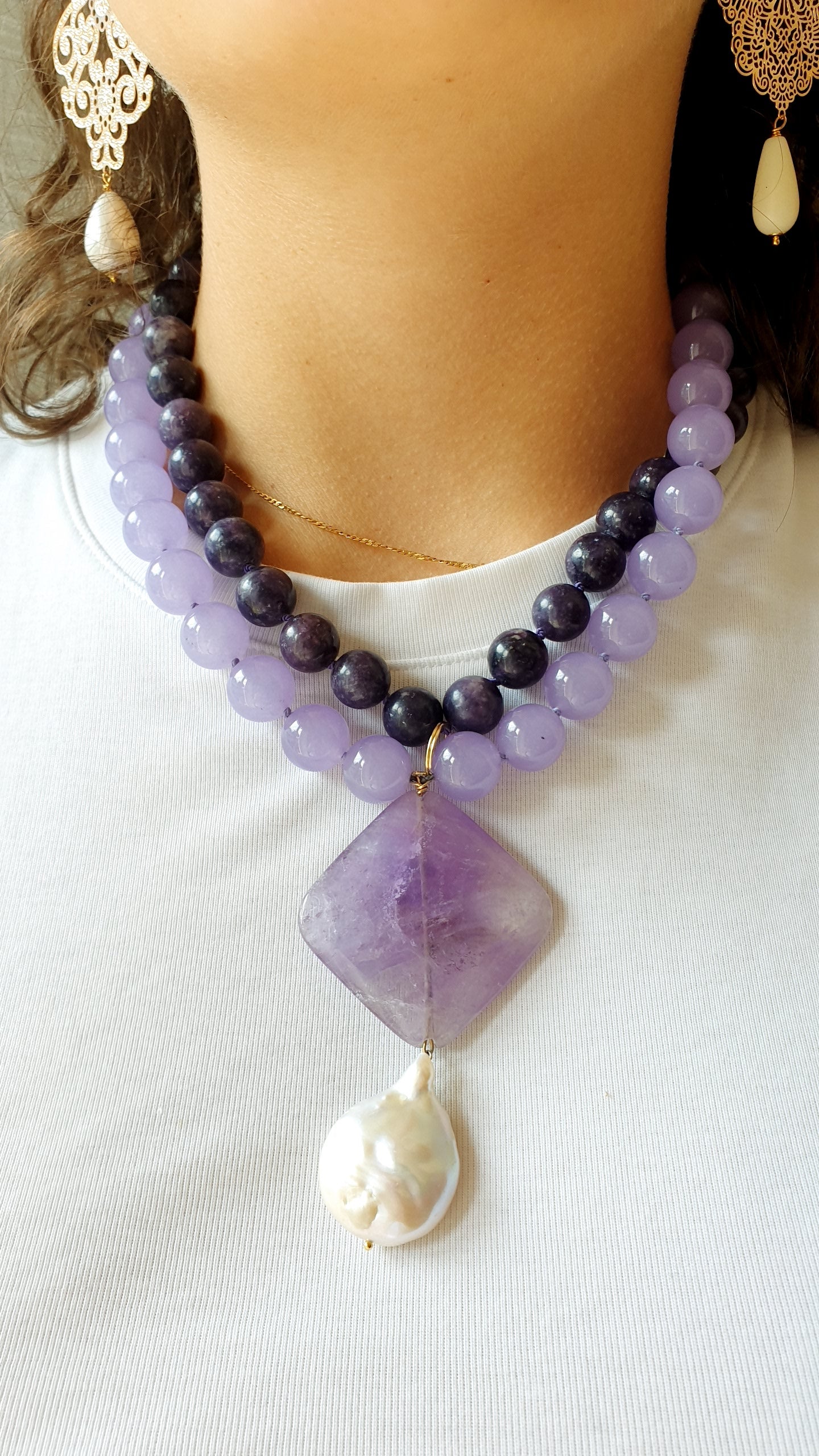 Spettacolare girocollo doppio con lepidolite e giada lavanda
