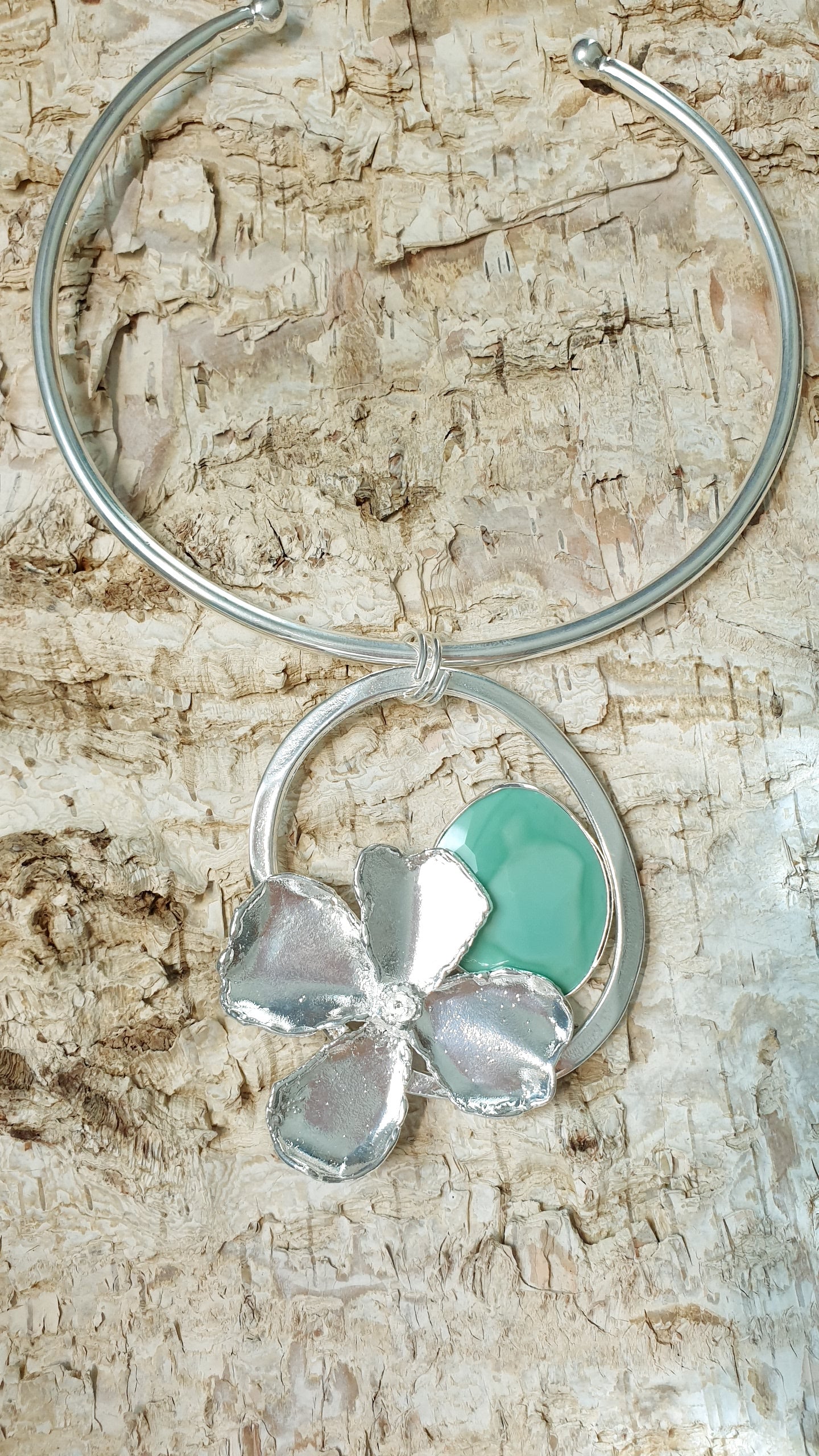 Girocollo placcato argento con pietra dura