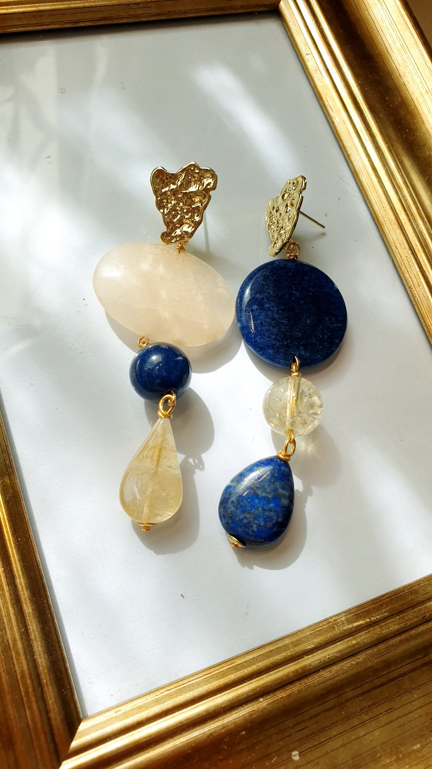 Orecchini in ottone con lapis e quarzo citrino