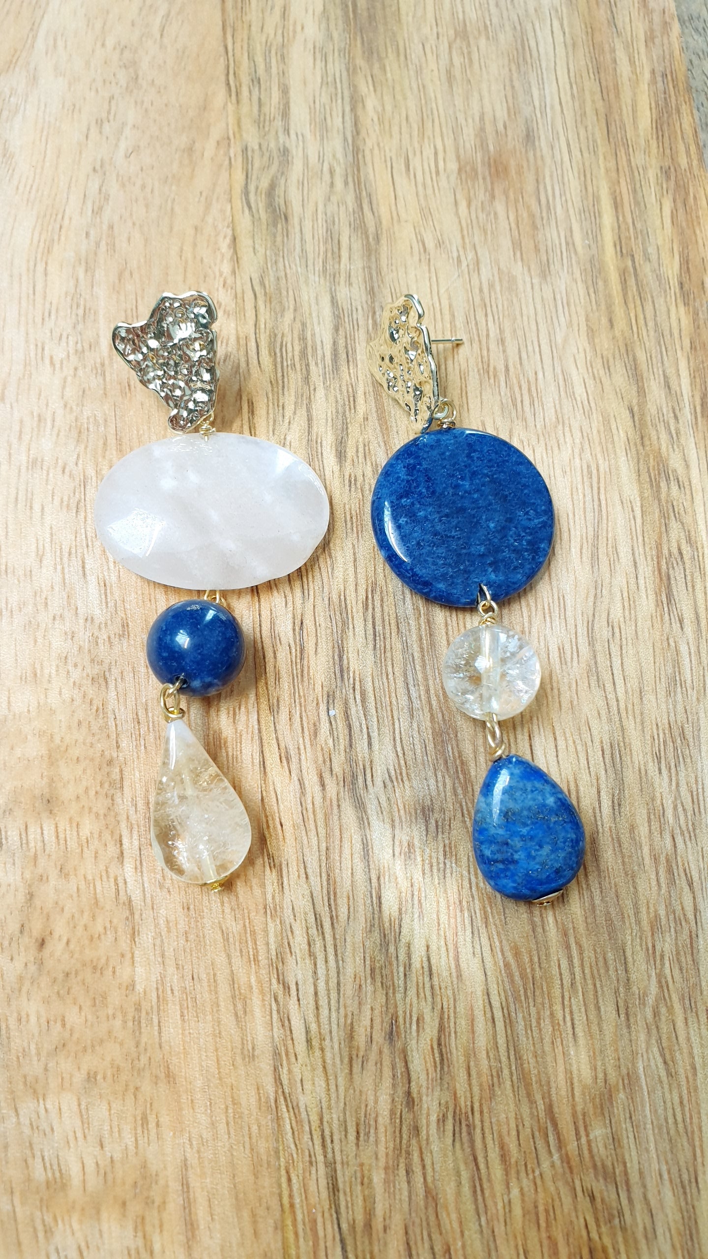 Orecchini in ottone con lapis e quarzo citrino