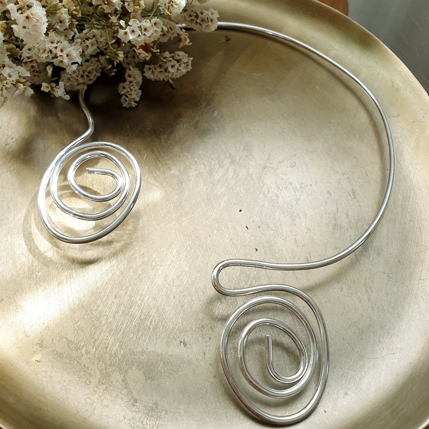 Collana in filo placcato argento