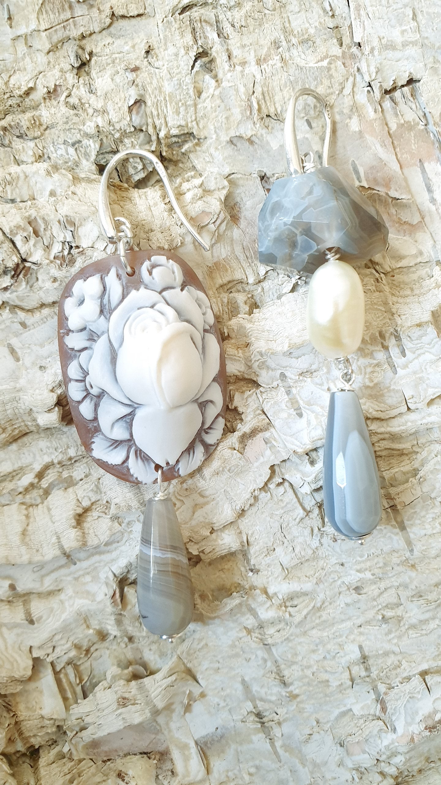 Orecchini in argento con cammeo, agata, perla di fiume