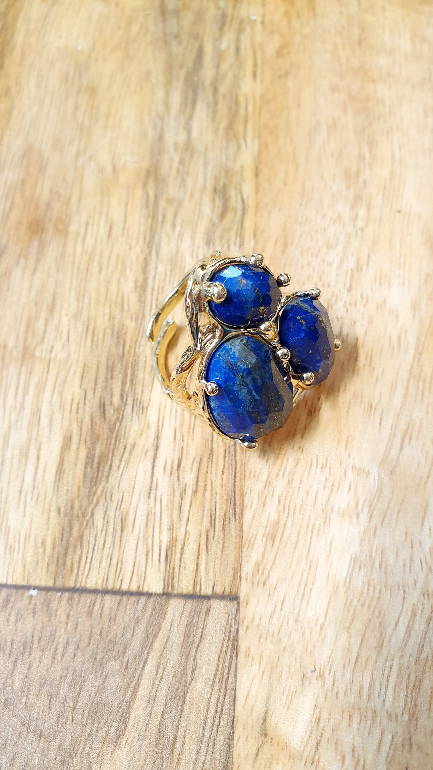 Anello regolabile in bronzo con lapislazzuli