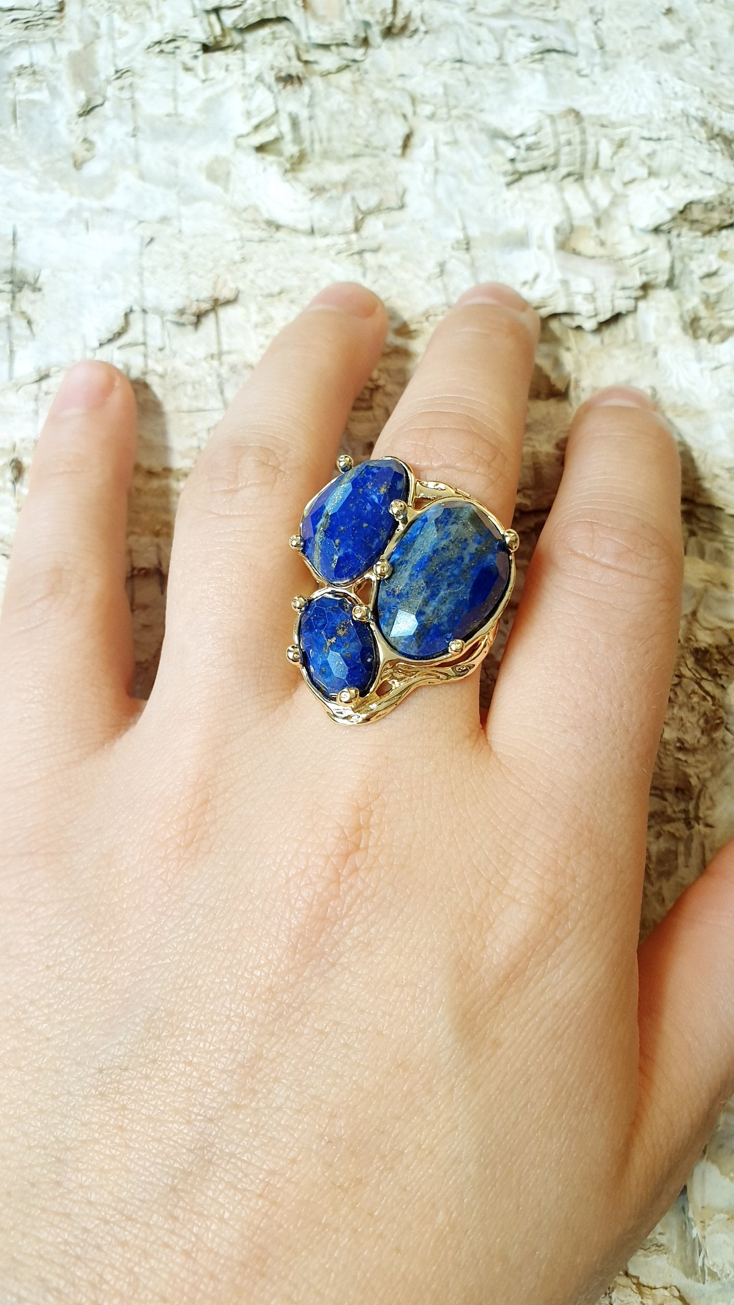 Anello regolabile in bronzo con lapislazzuli