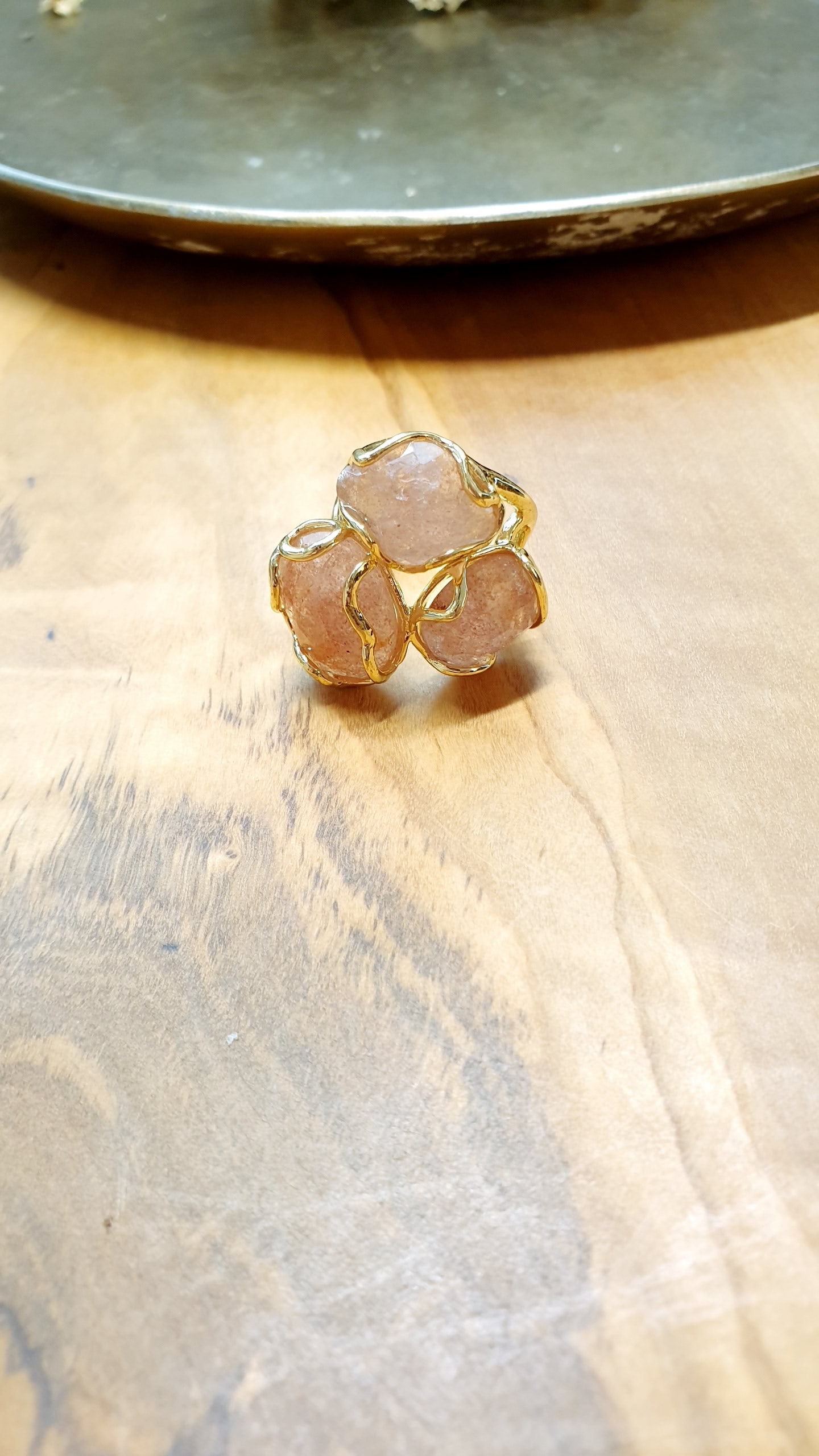 Anello in bronzo con agata fragola