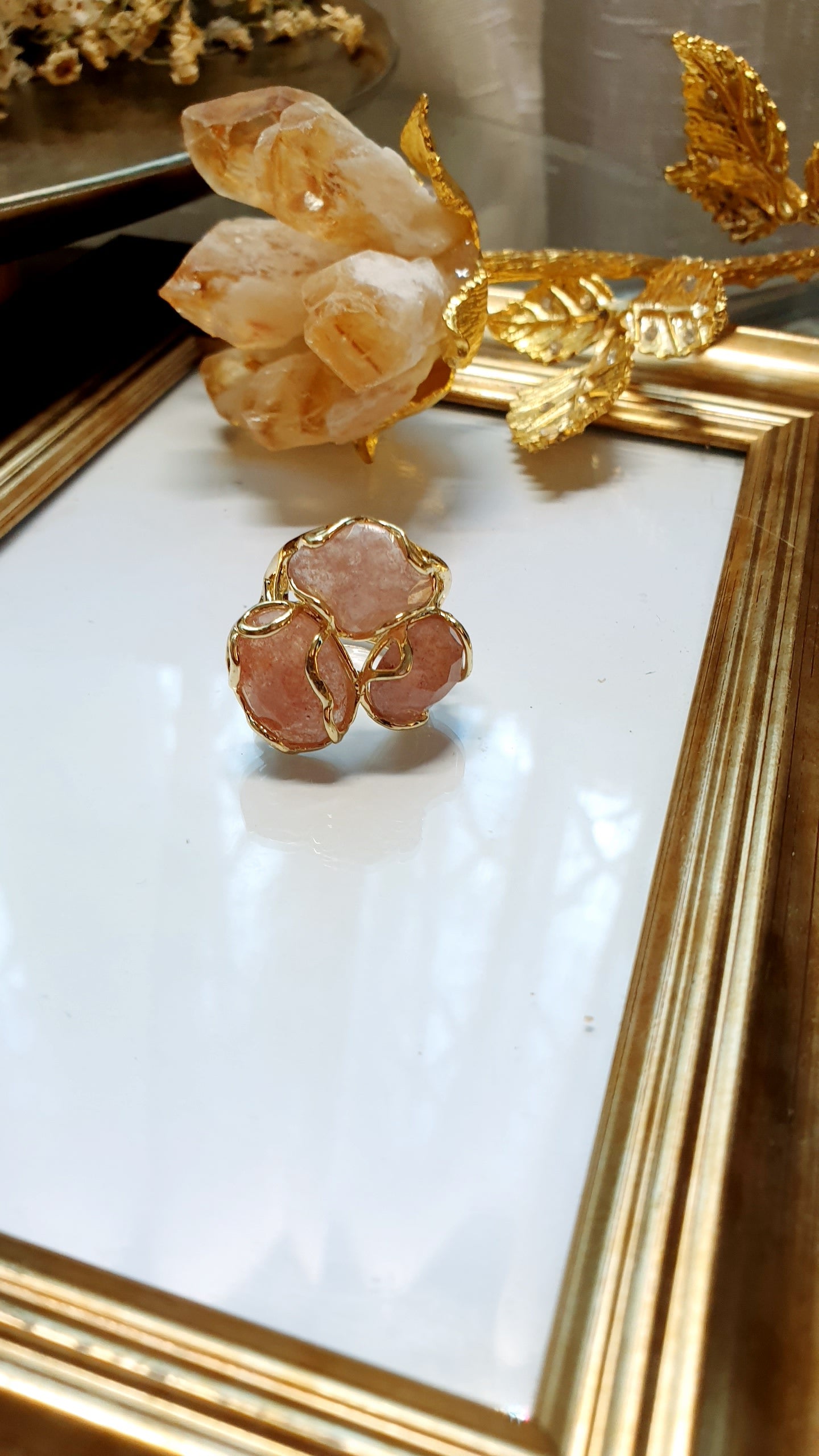 Anello in bronzo con agata fragola