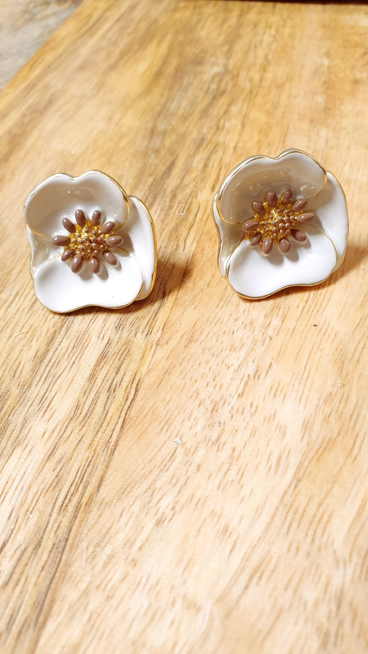 Orecchini in ottone con ceramica