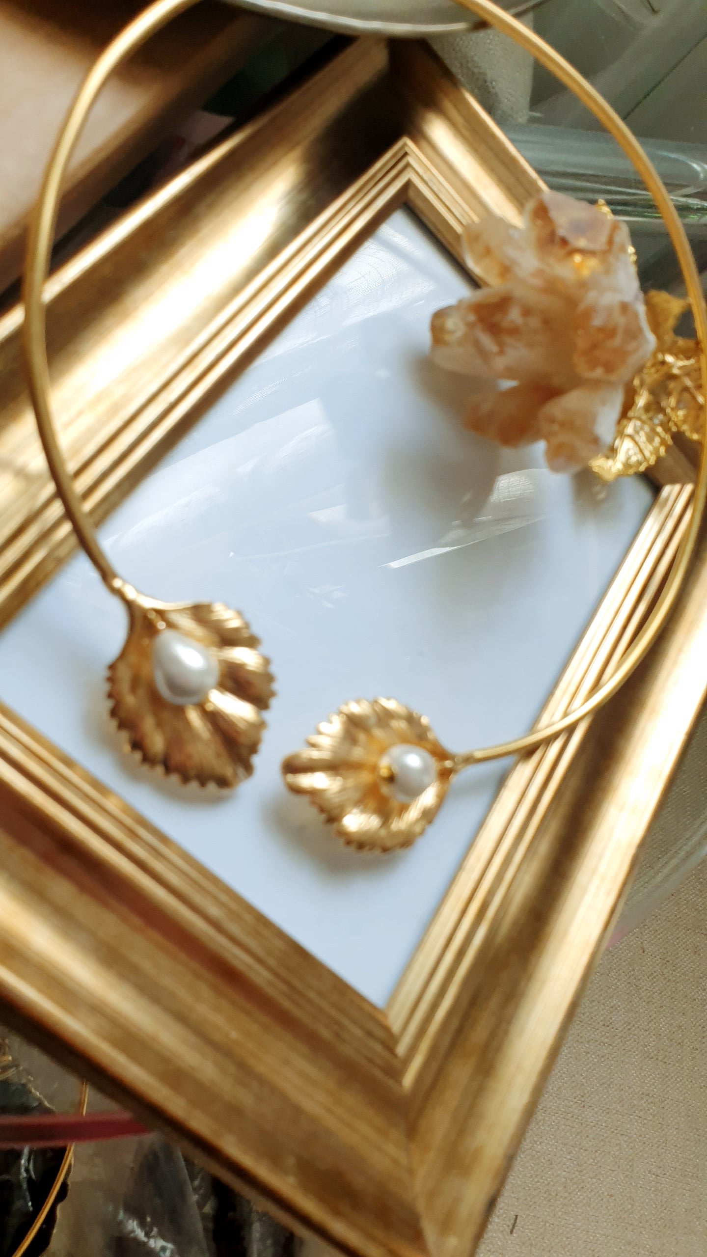 Girocollo in ottone con perle di fiume