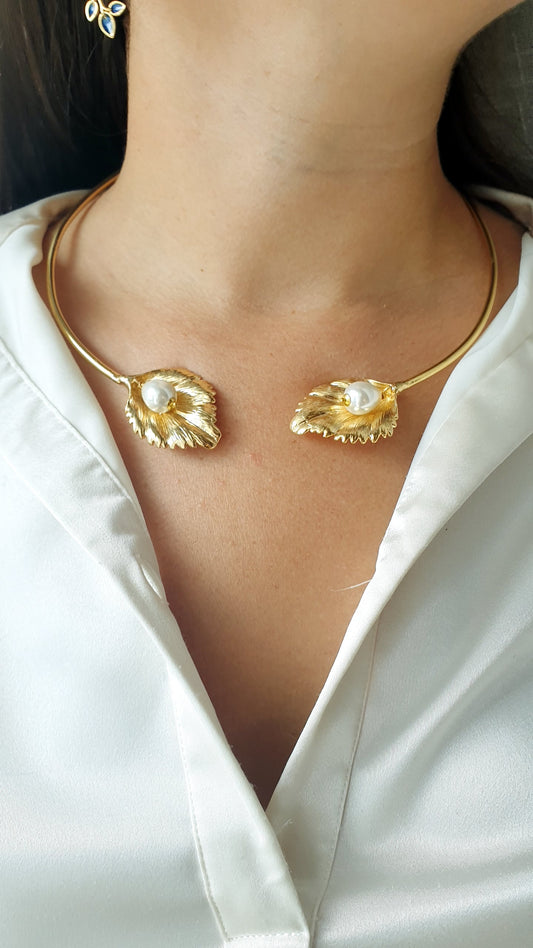 Girocollo in ottone con perle di fiume