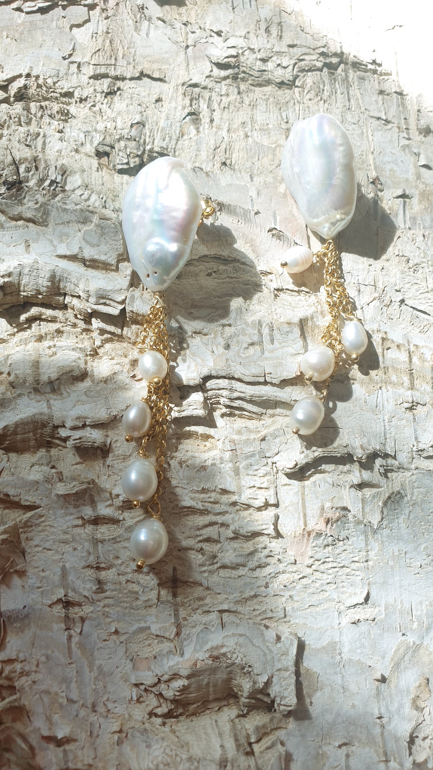 Orecchini in argento con perle barocche e perle di fiume