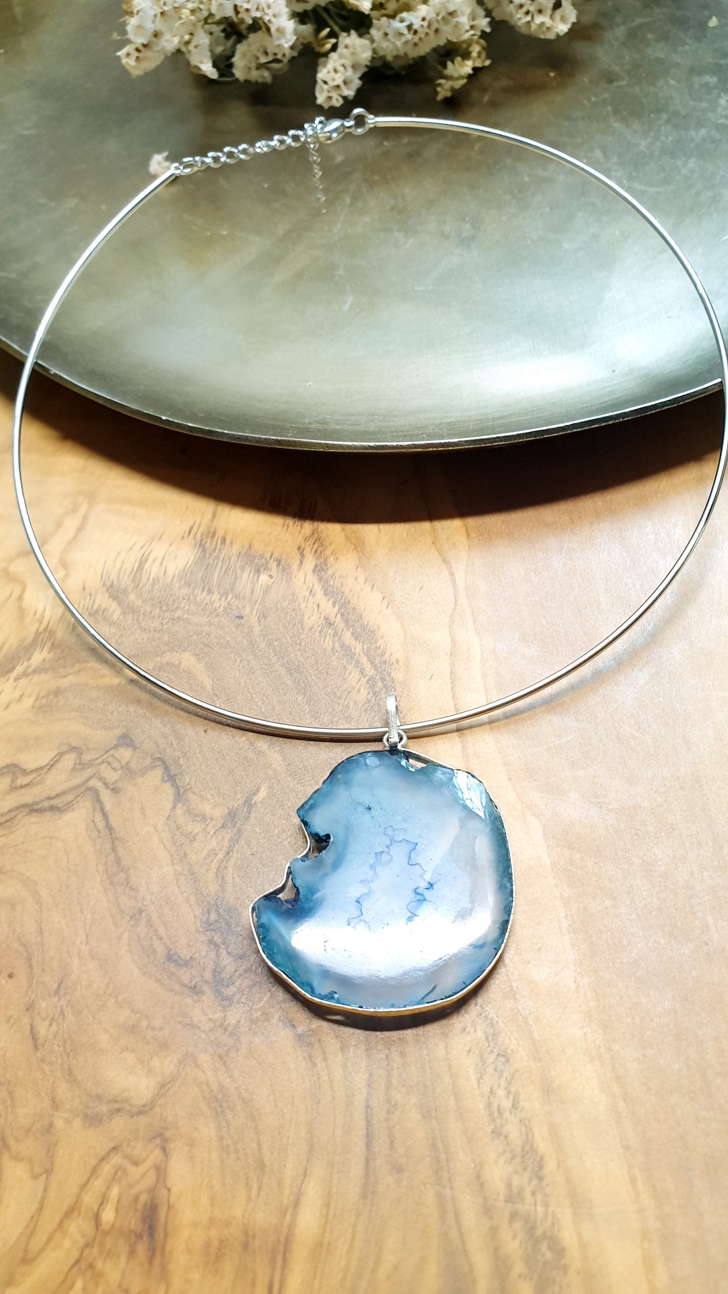 Girocollo in ottone con drusa di agata