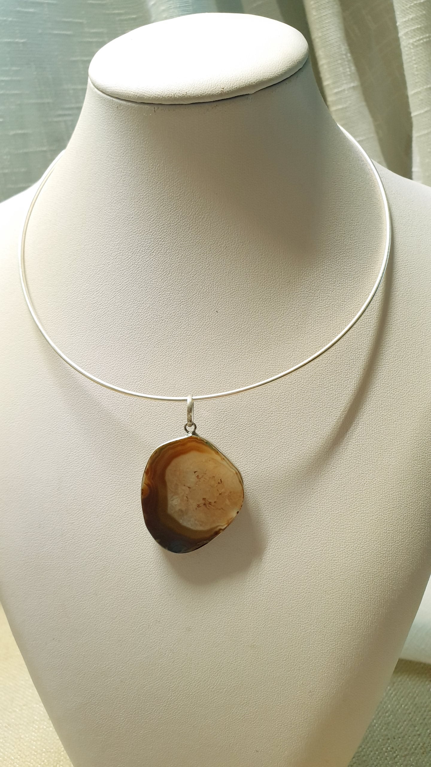 Girocollo in ottone con agata