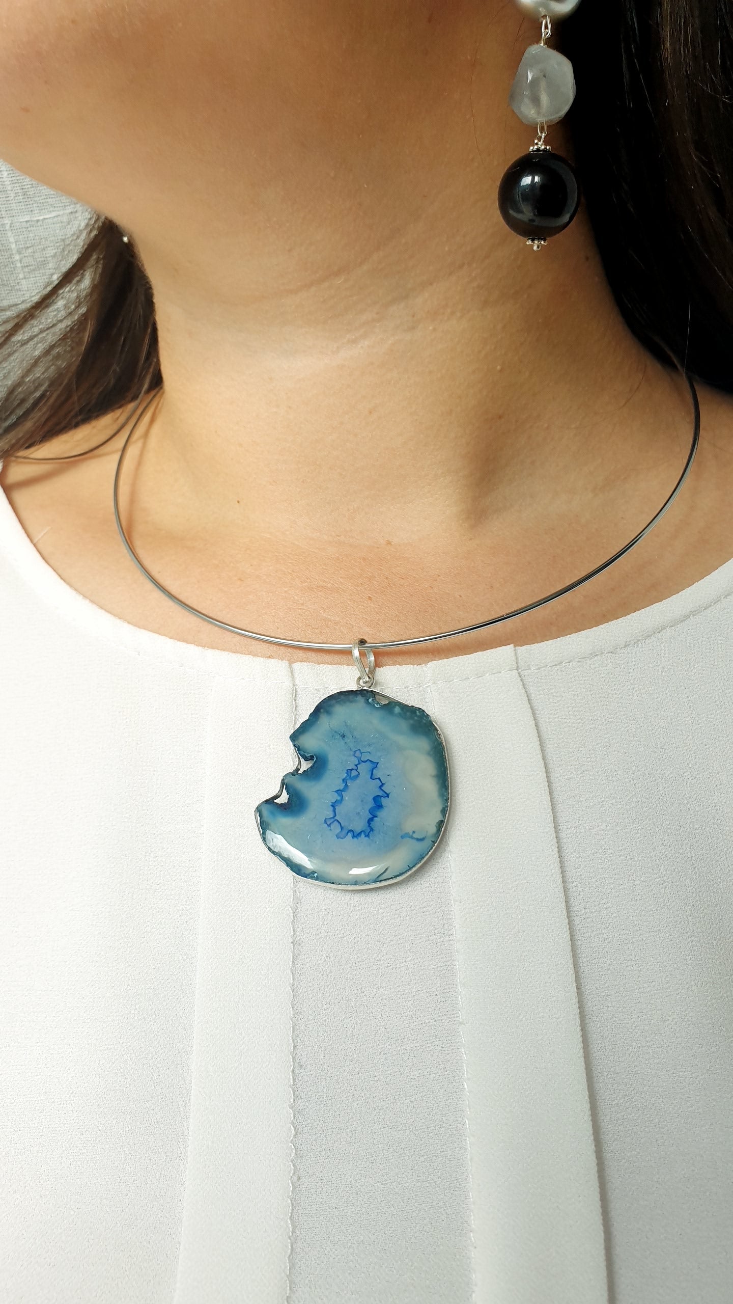 Girocollo in ottone con drusa di agata