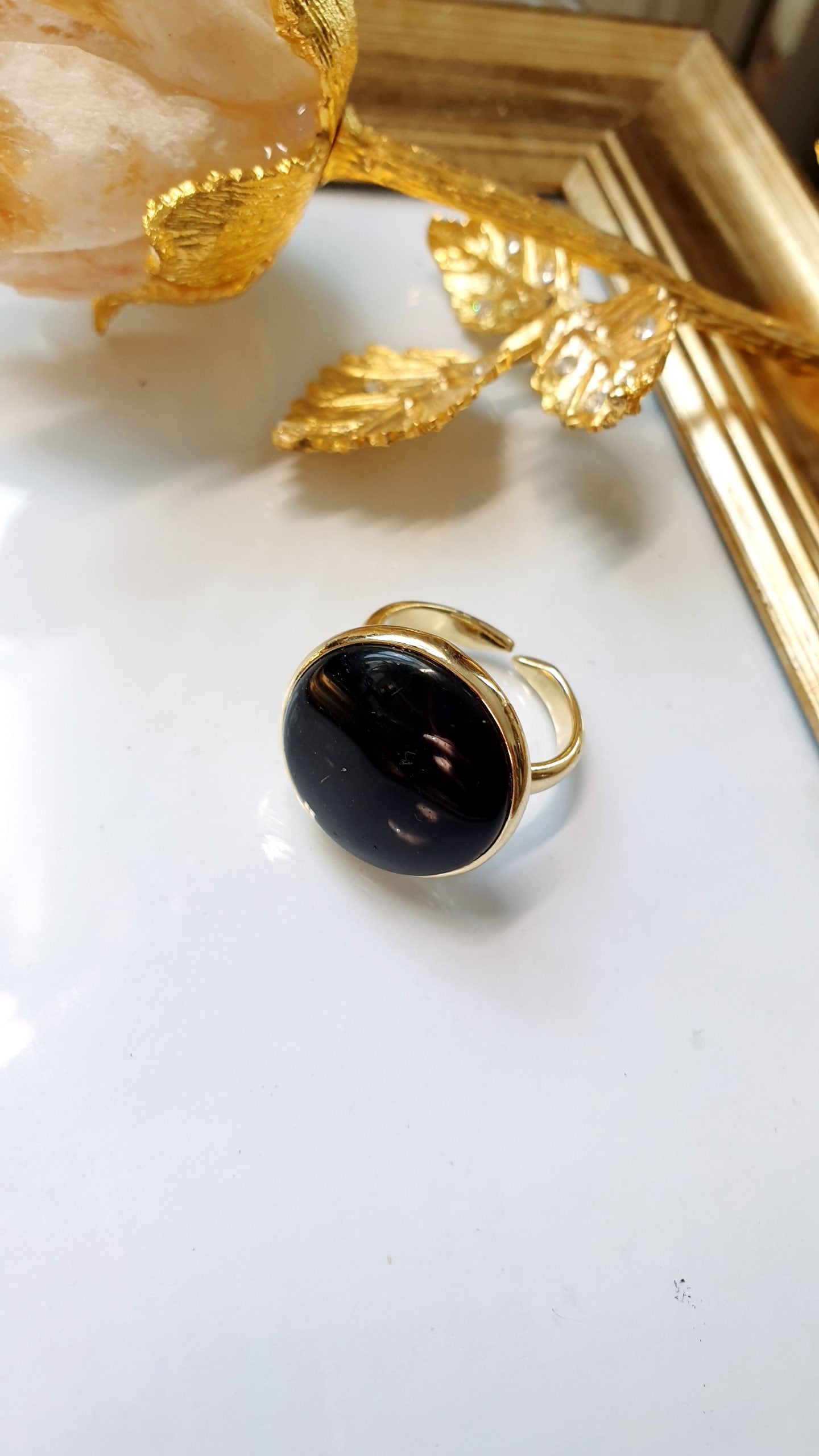 Anello in ottone con occhio di gatto