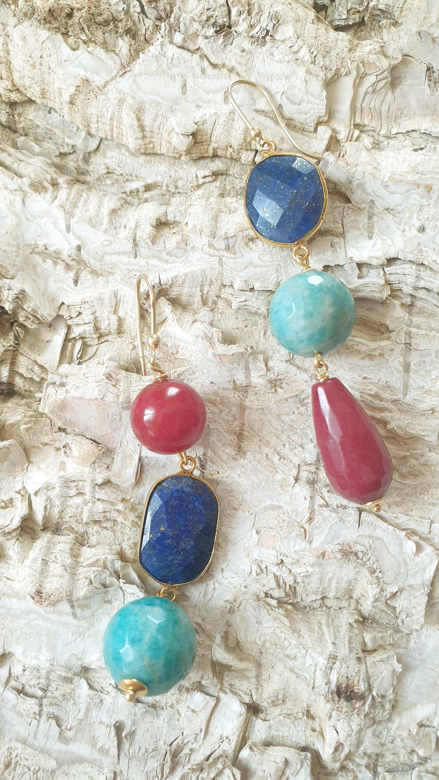 Orecchini in argento con giada, lapilazzuli, amazzonite.