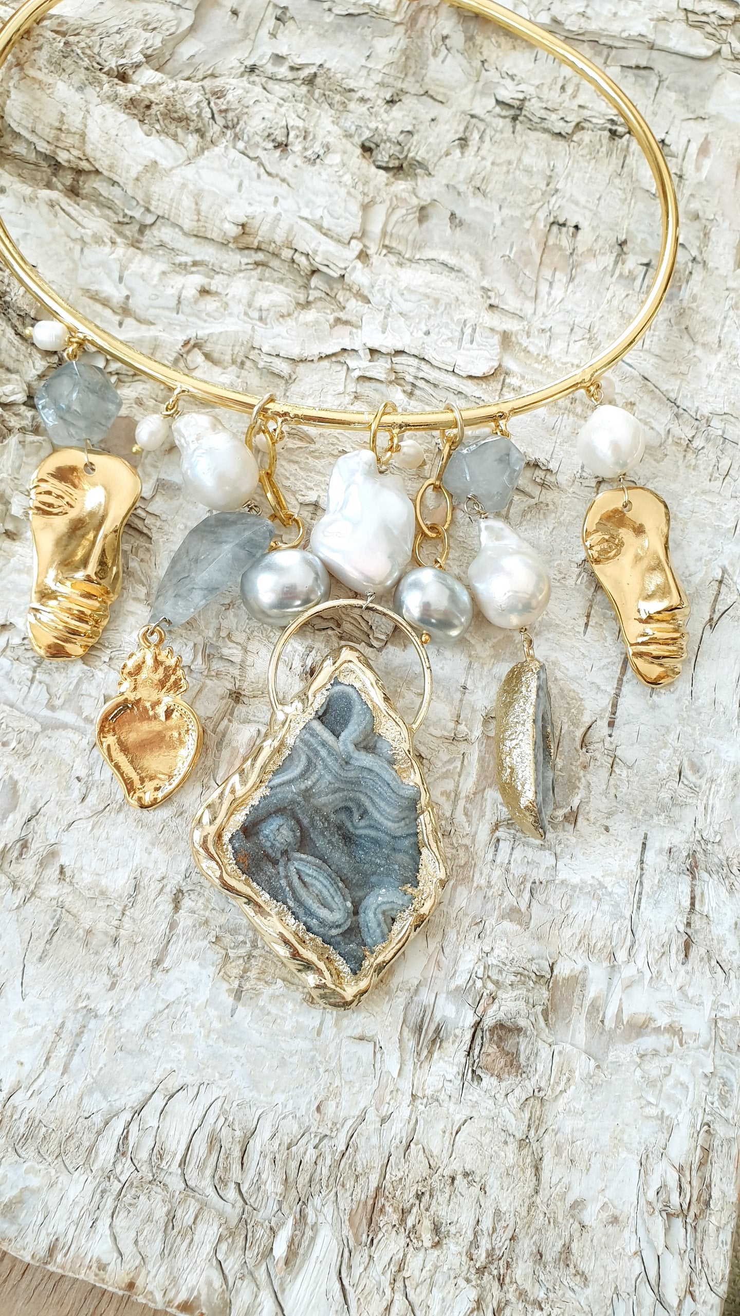 Collana placcata oro con druse e perle