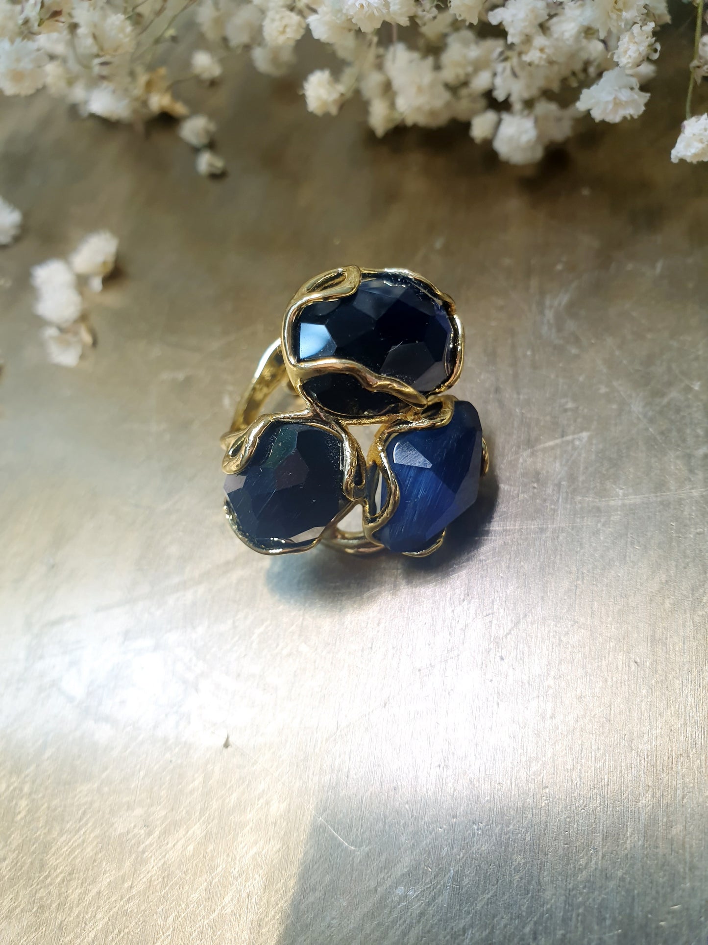 Anello in bronzo con agata blu