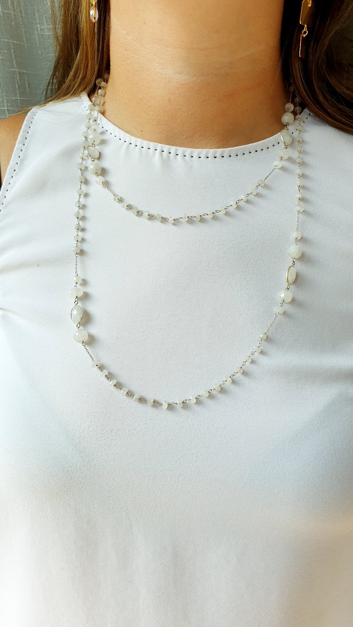 Lunga collana in argento con acquamarina
