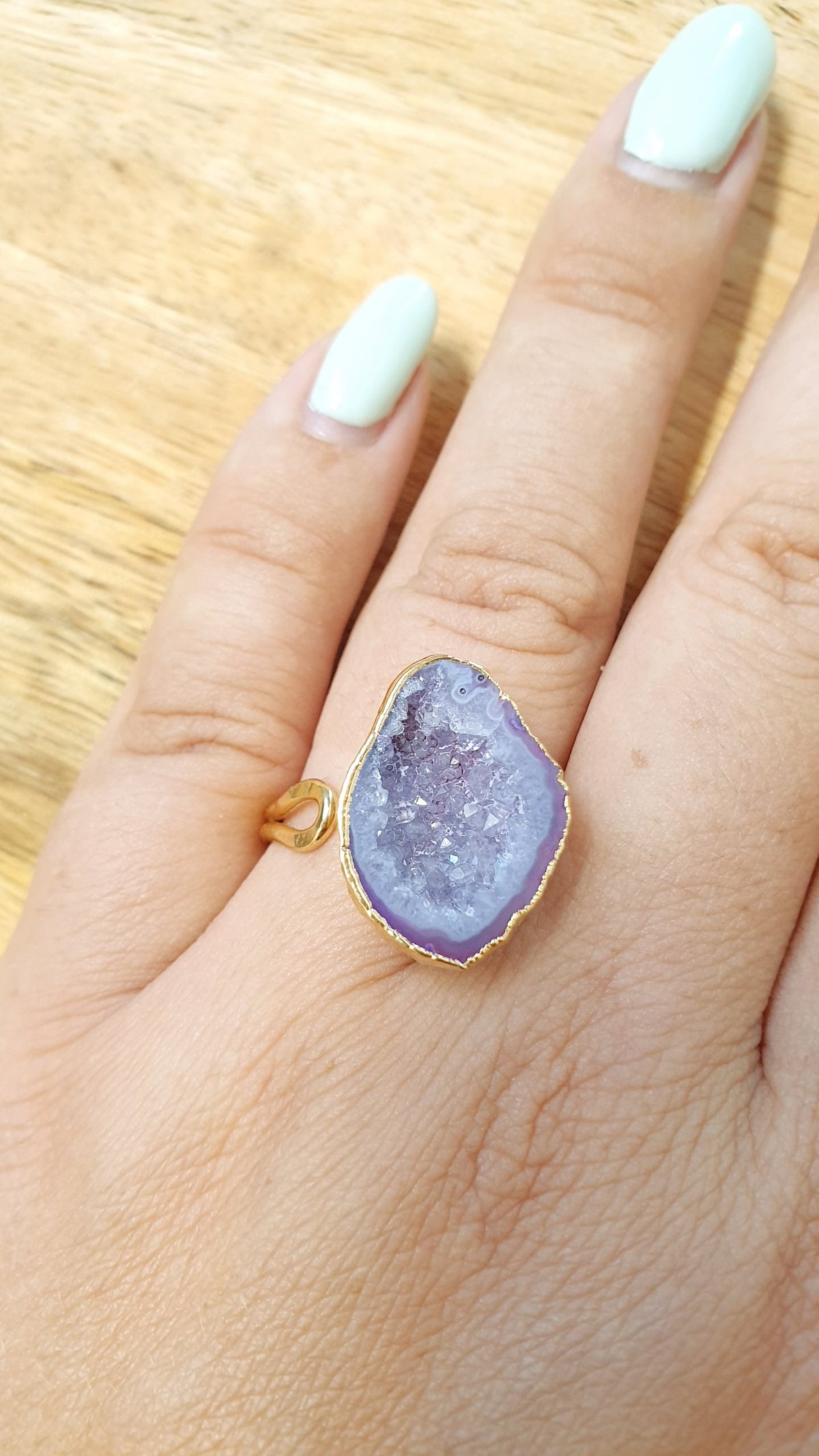 Anello regolabile con drusa di agata