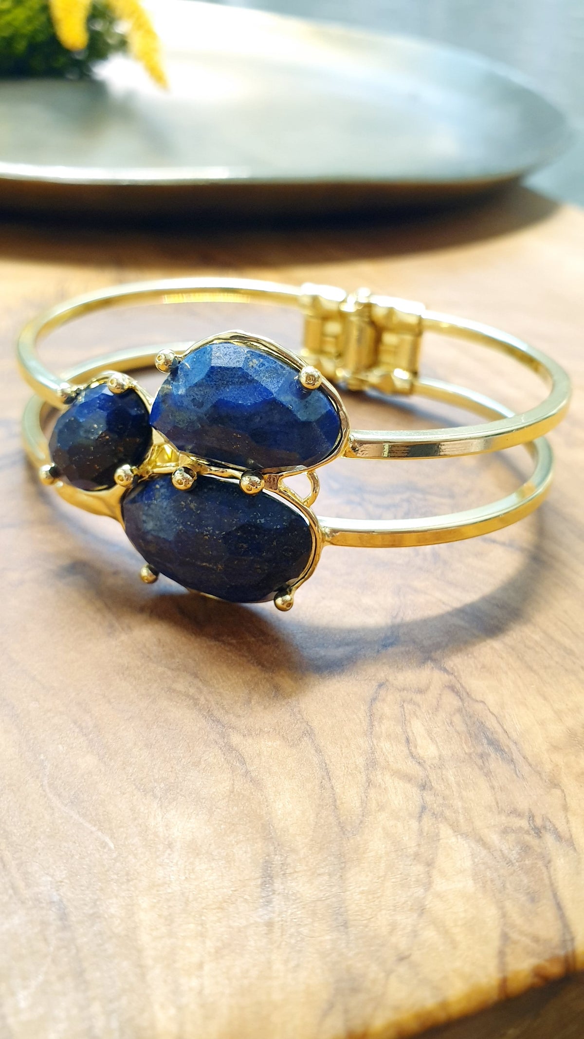 Bracciale a scatto in bronzo con lapislazzuli