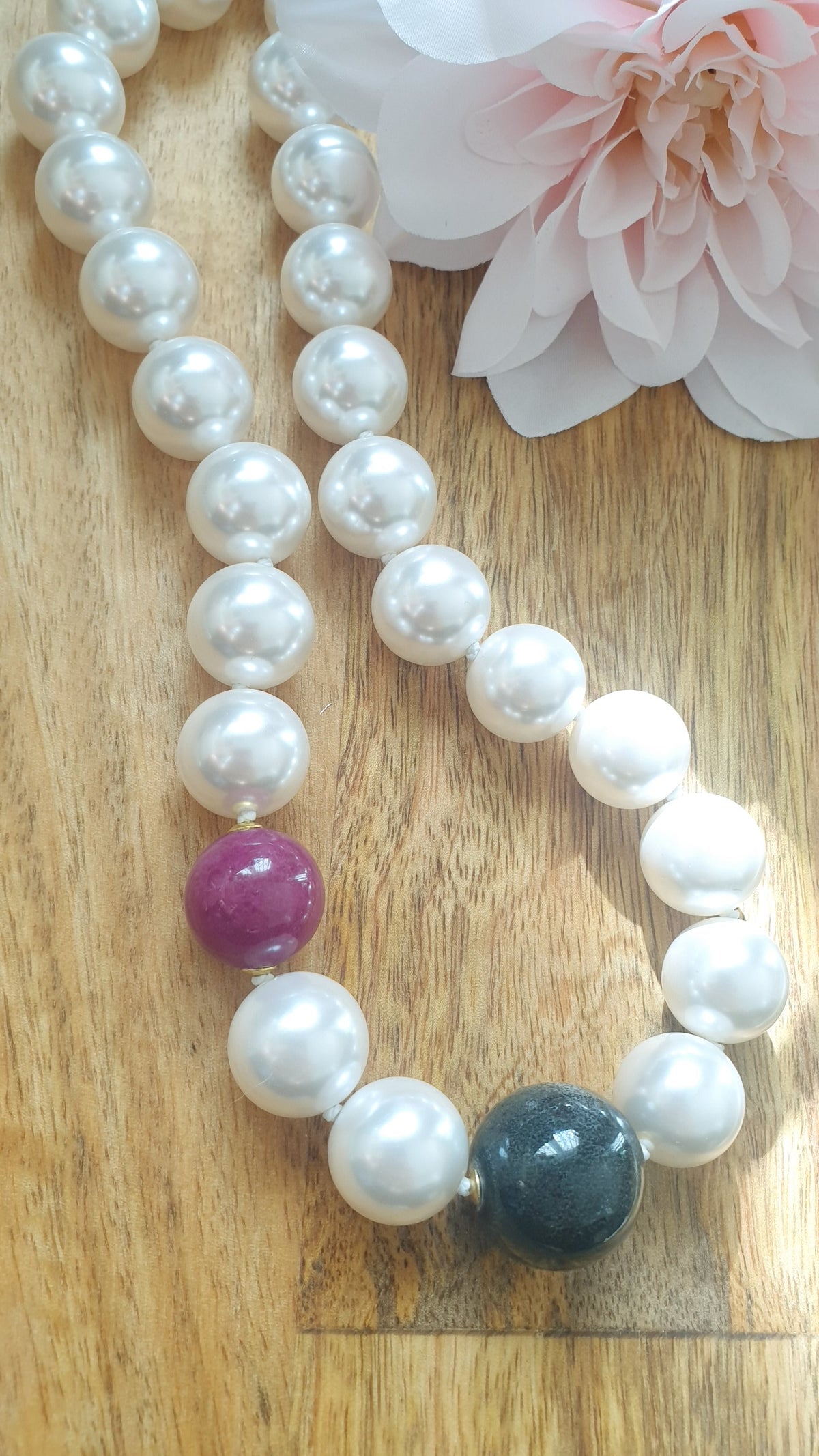 Collana con perle di Swarovski e ceramica