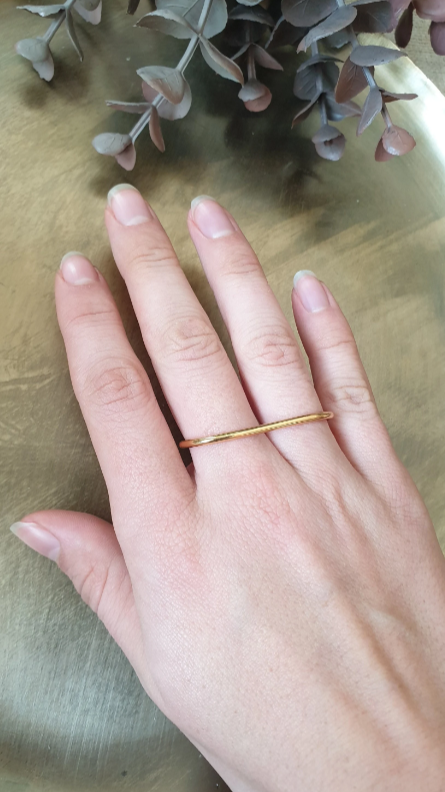 Anello doppio dito, semplice.