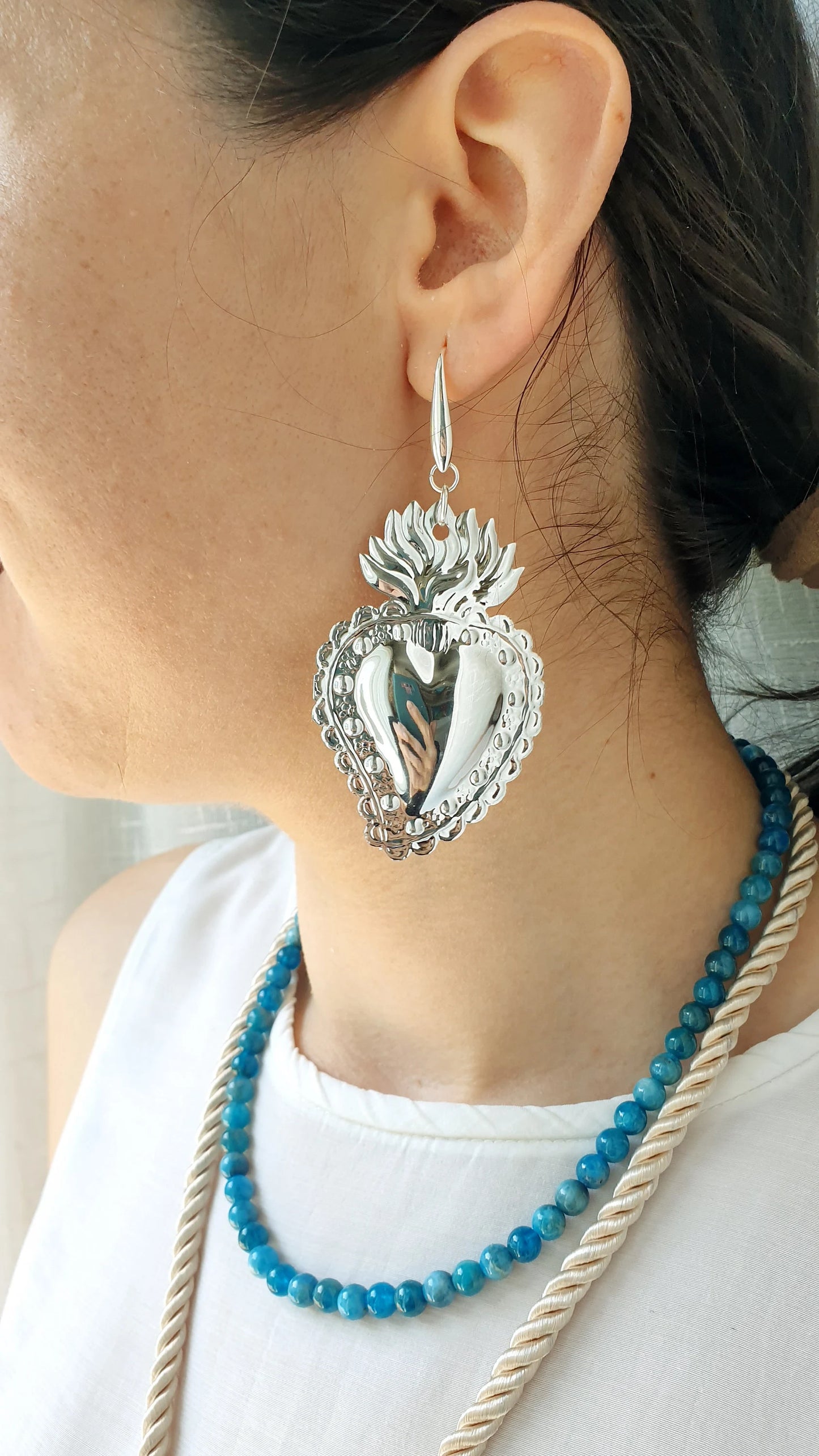 Orecchini cuore sacro gold e silver