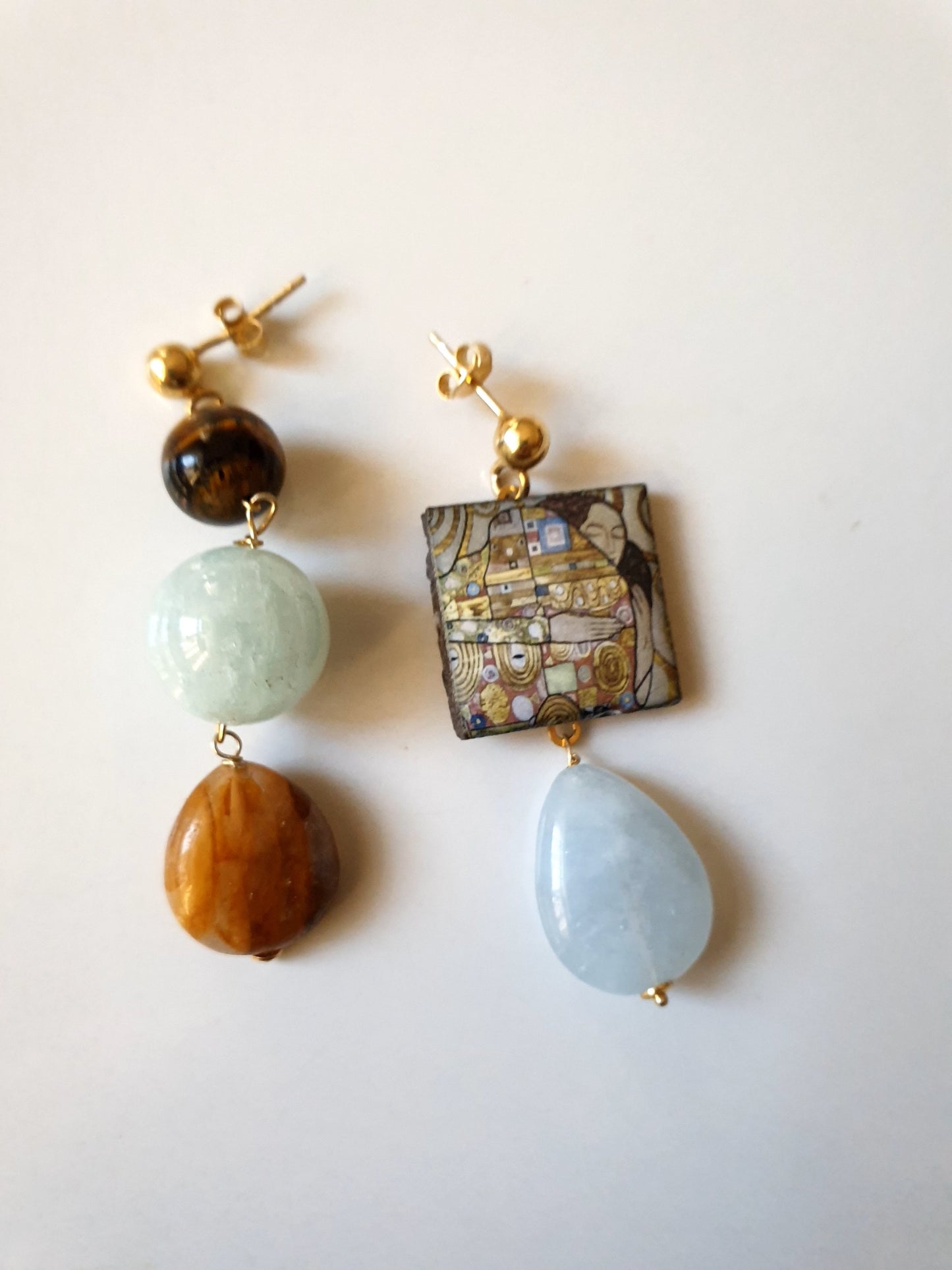 Orecchini in argento con ceramica, acquamarina, giada.