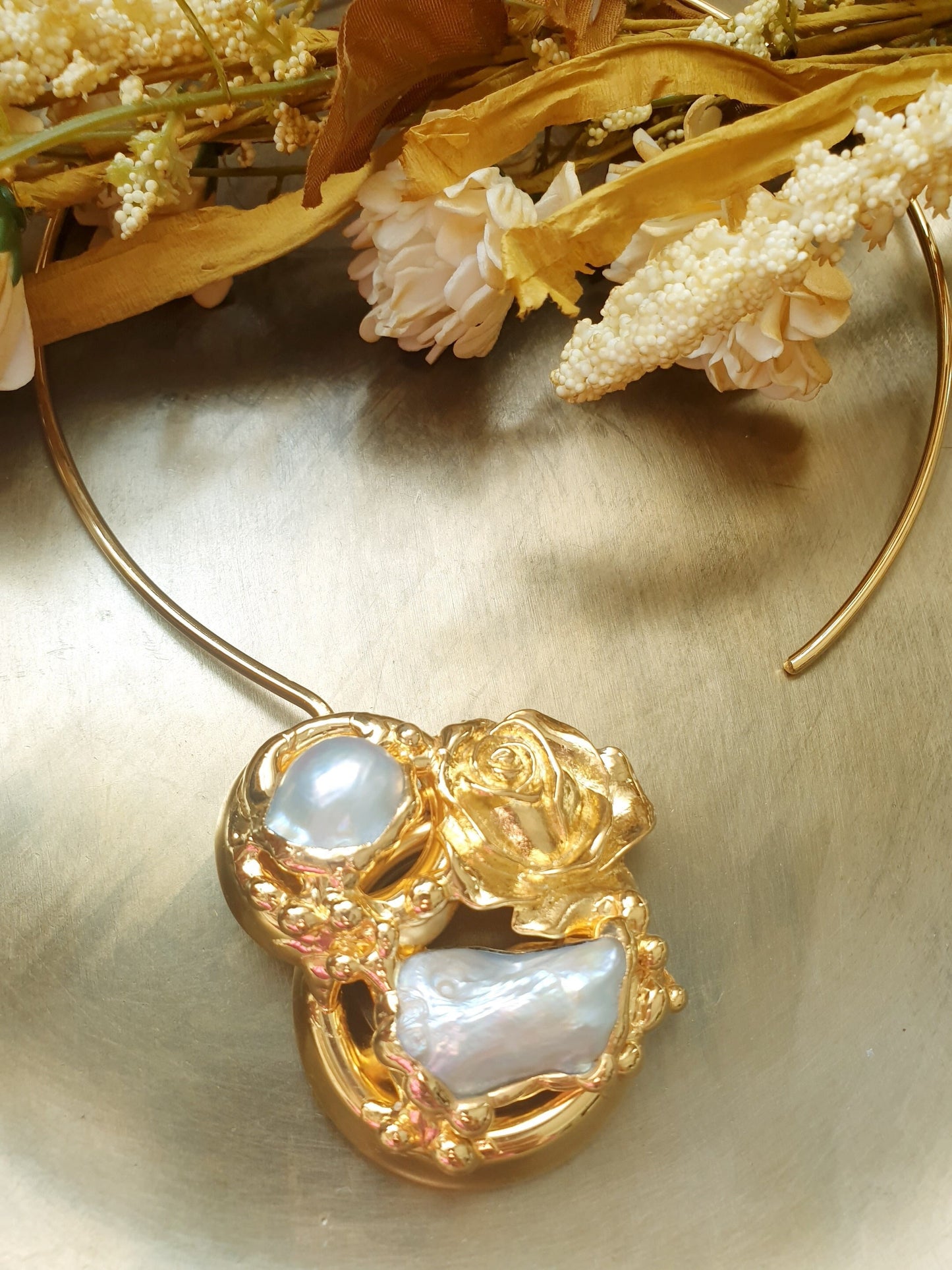Collana placcata oro con perle barocche