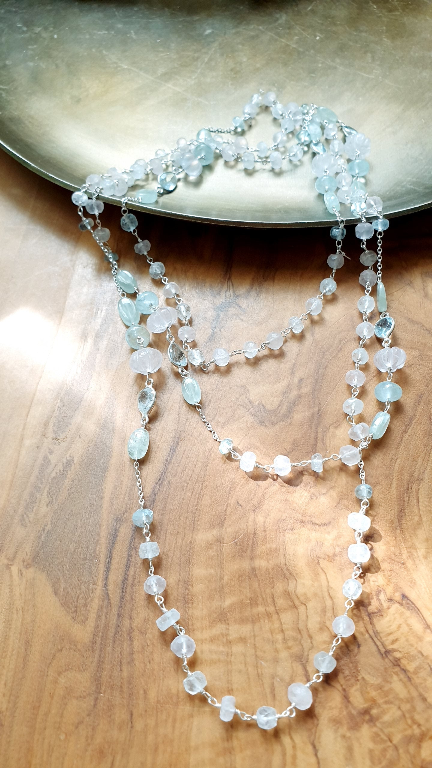 Lunga collana in argento con acquamarina e morganite