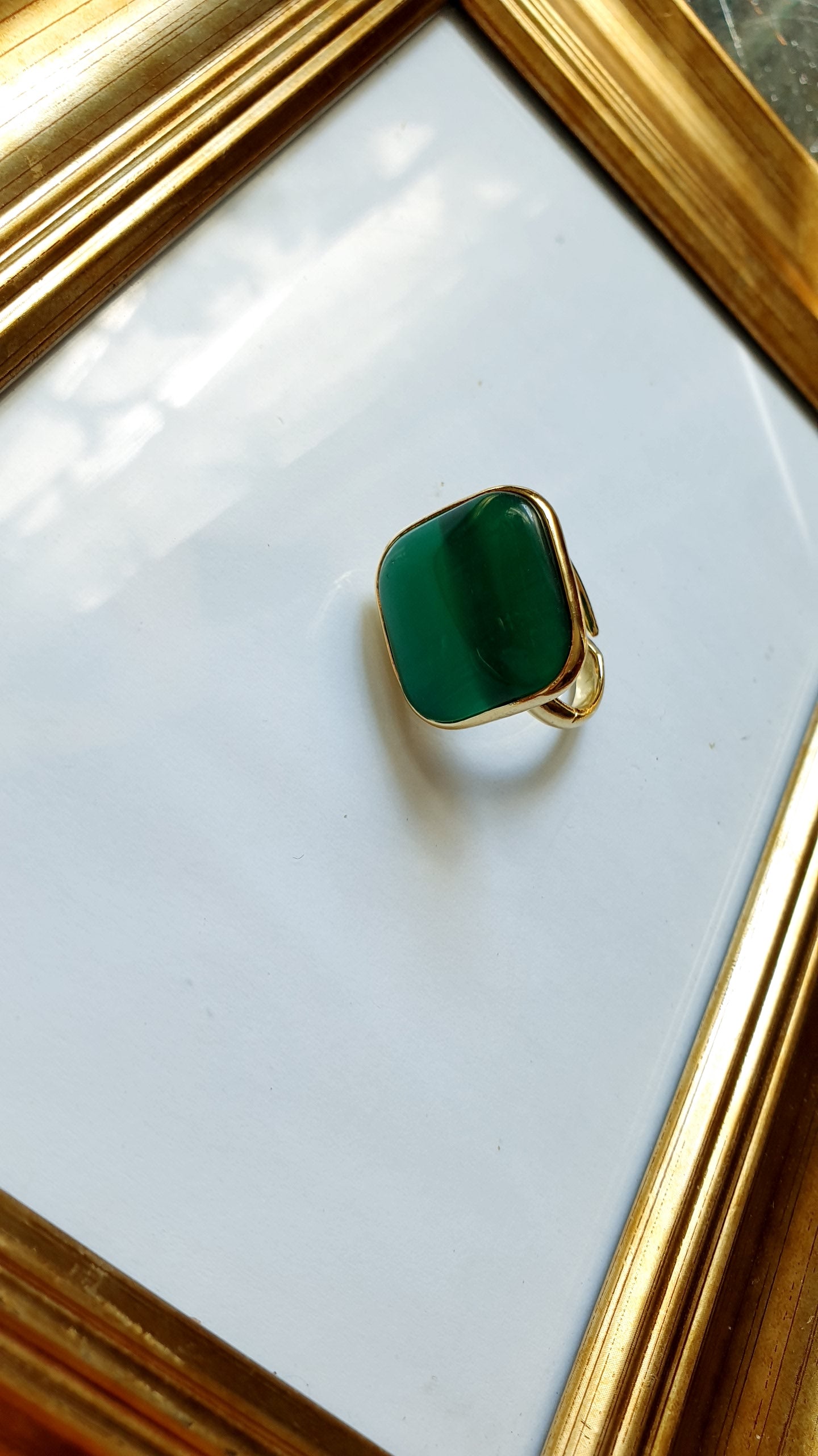 Anello regolabile con occhio di gatto verde
