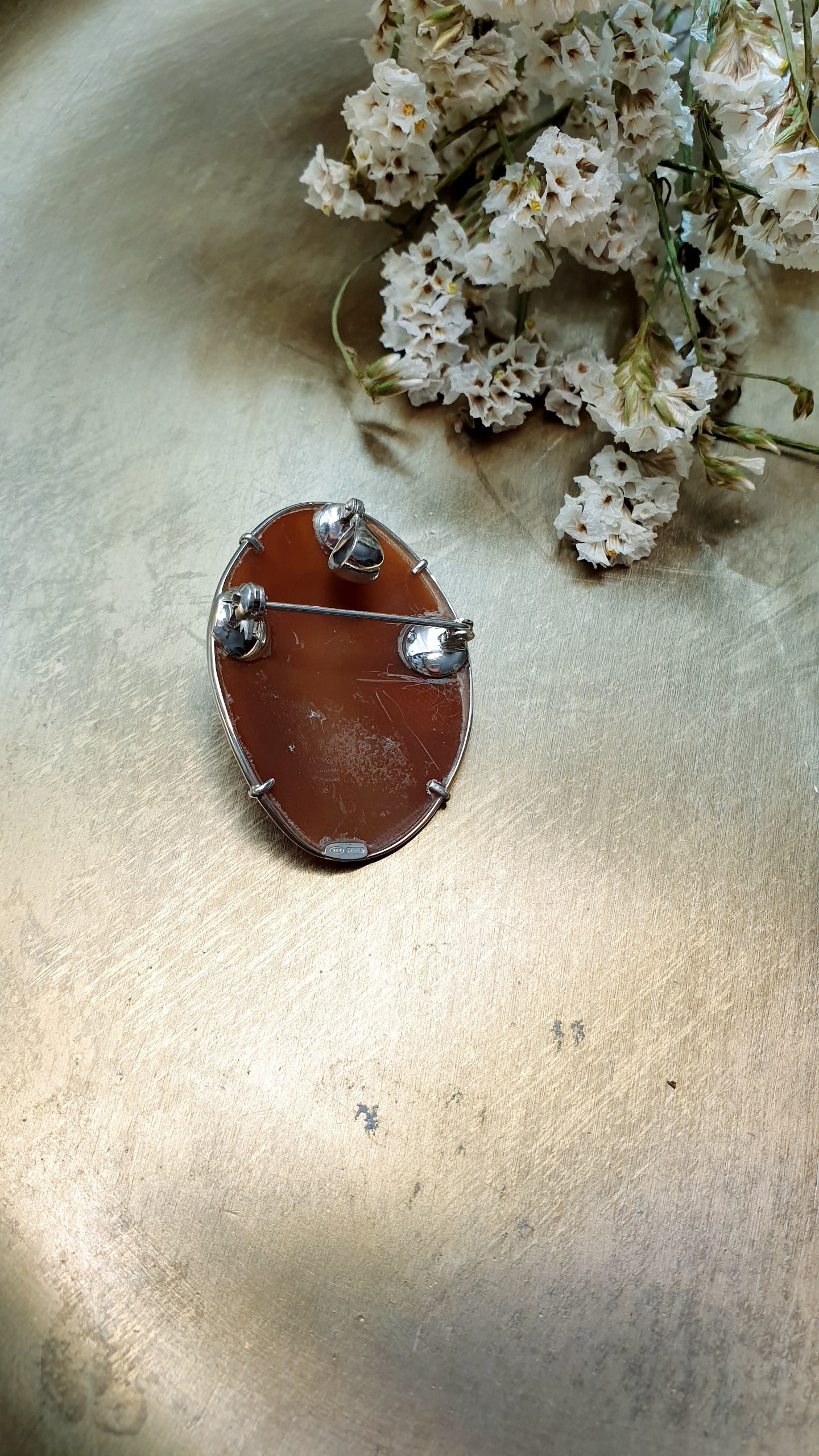 Spilla/ciondolo in argento con cammeo