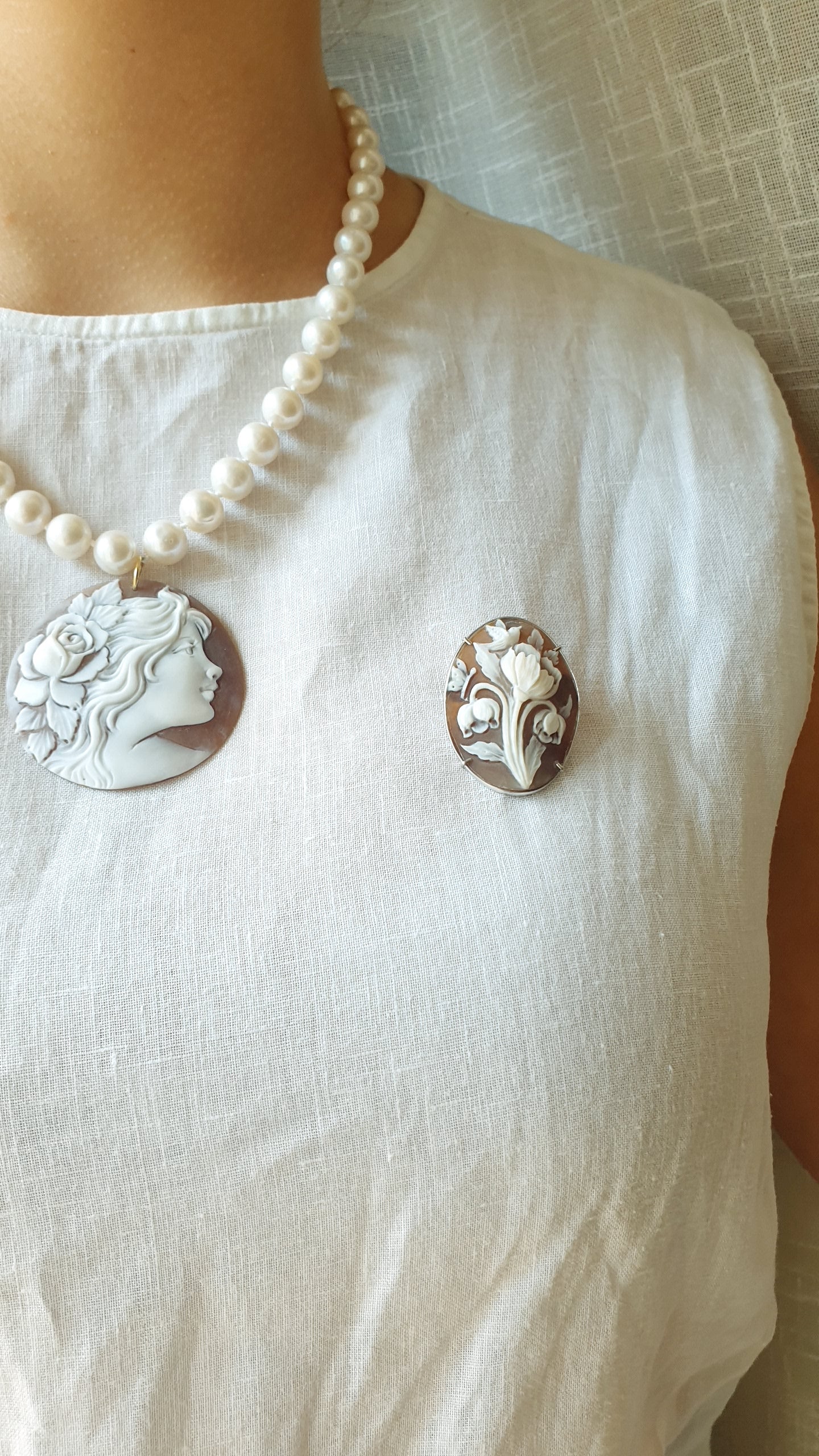 Spilla/ciondolo in argento con cammeo