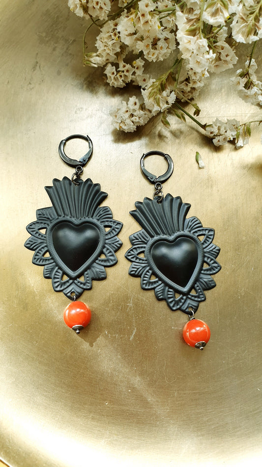 Orecchini cuore sacro e corallo