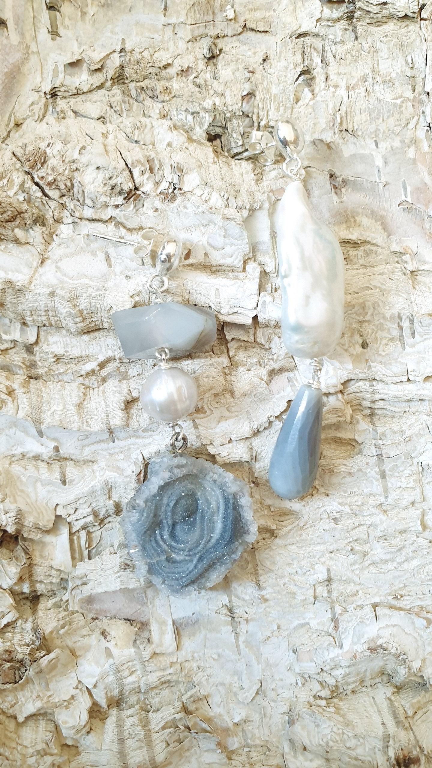 Orecchini in argento con agata concinas, perla barocca, agate, perle di fiume