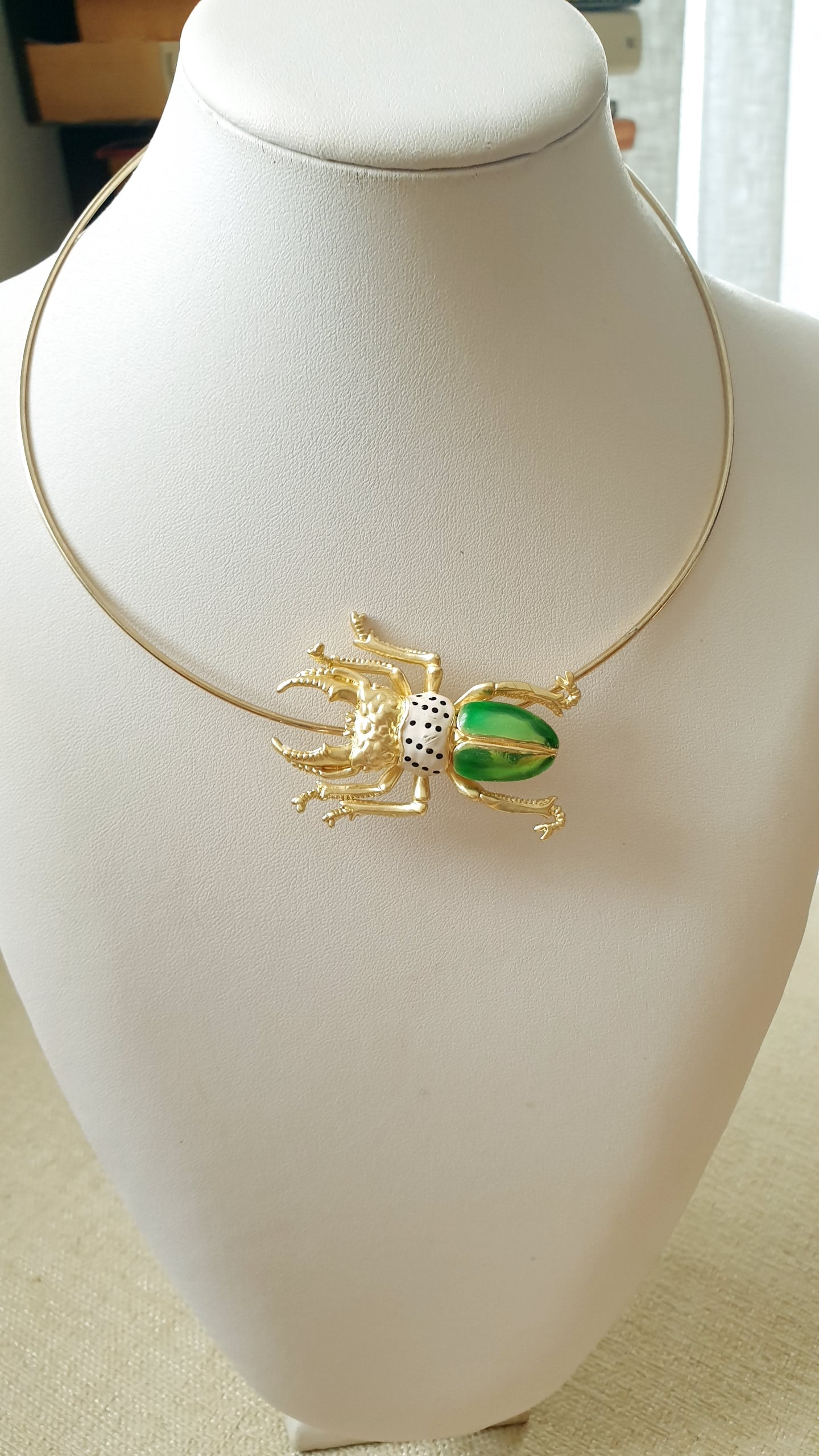 Collana scarabeo