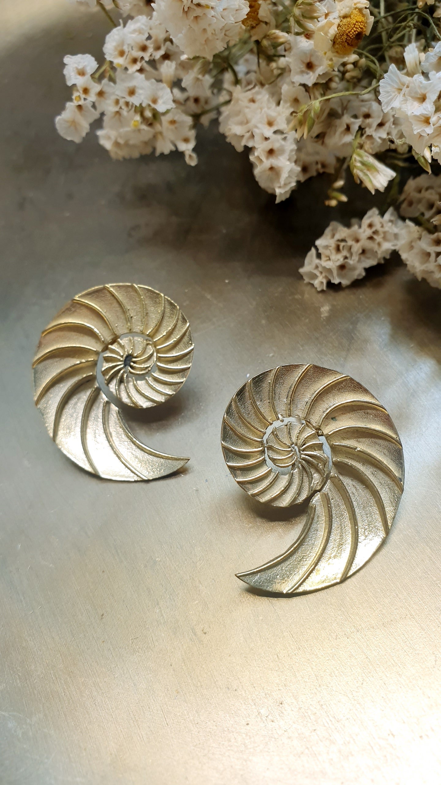 Orecchini chiocciola in ottone