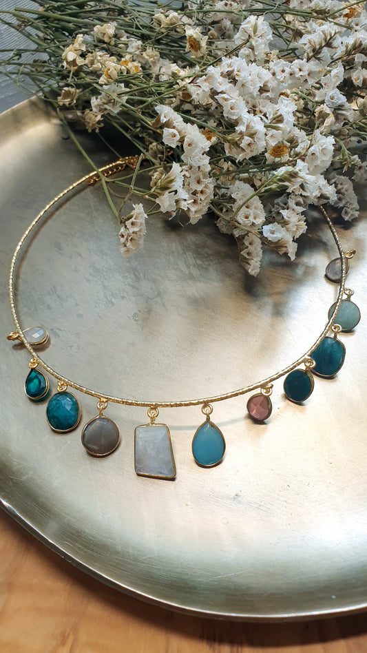 Girocollo in ottone con pietre dure