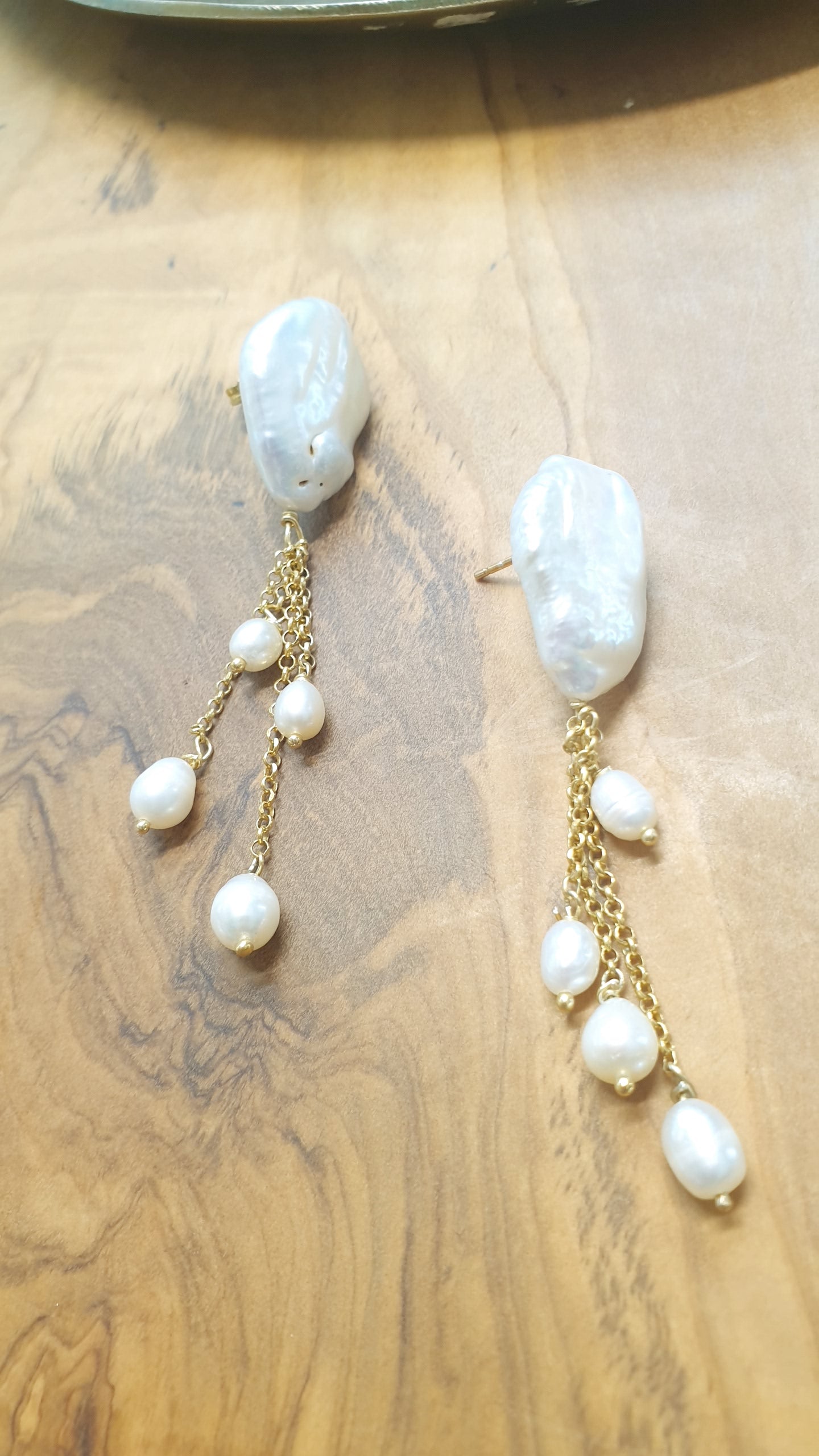 Orecchini in argento con perle barocche e perle di fiume